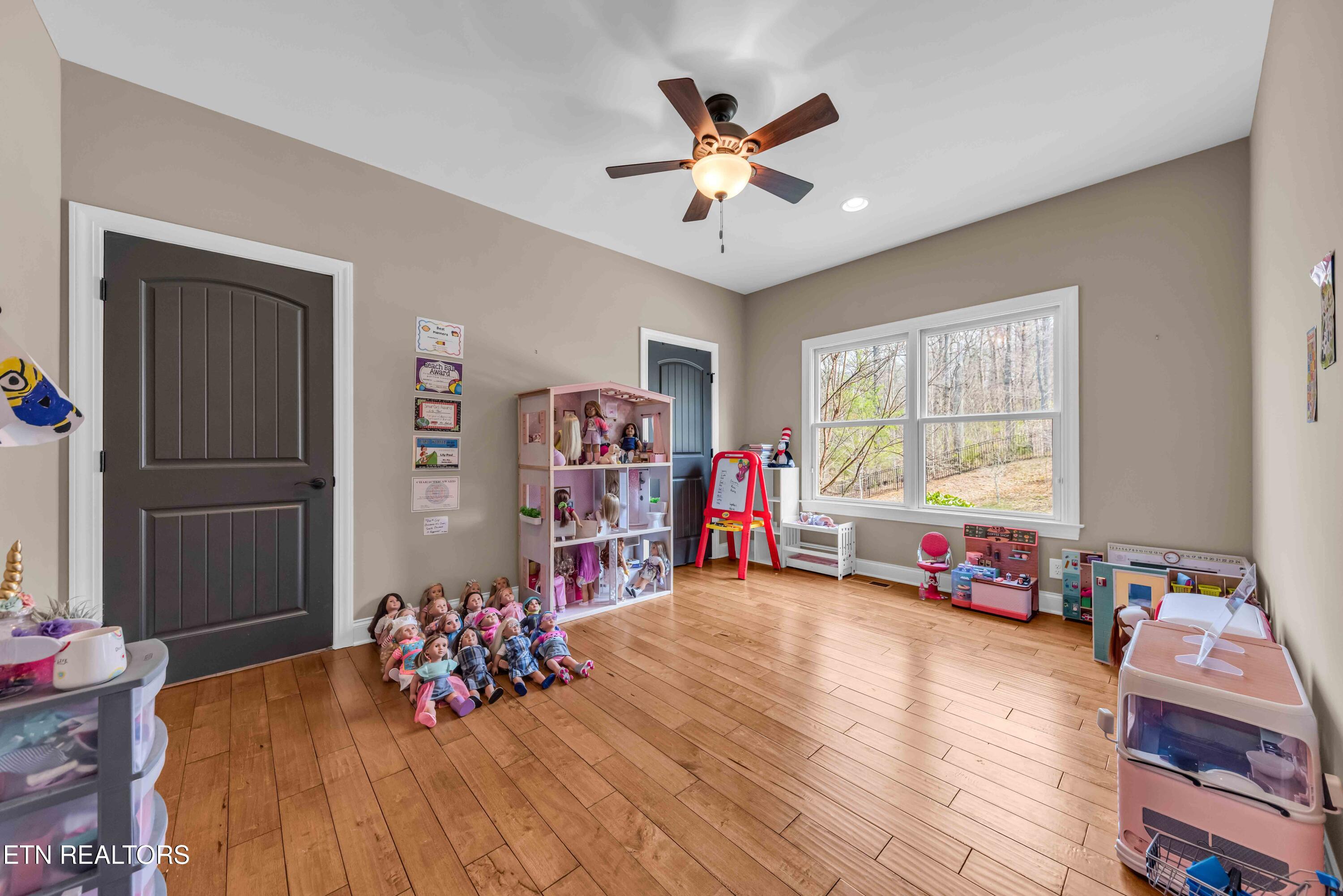 6743 Long Shadow Way Knoxville TN 37918
