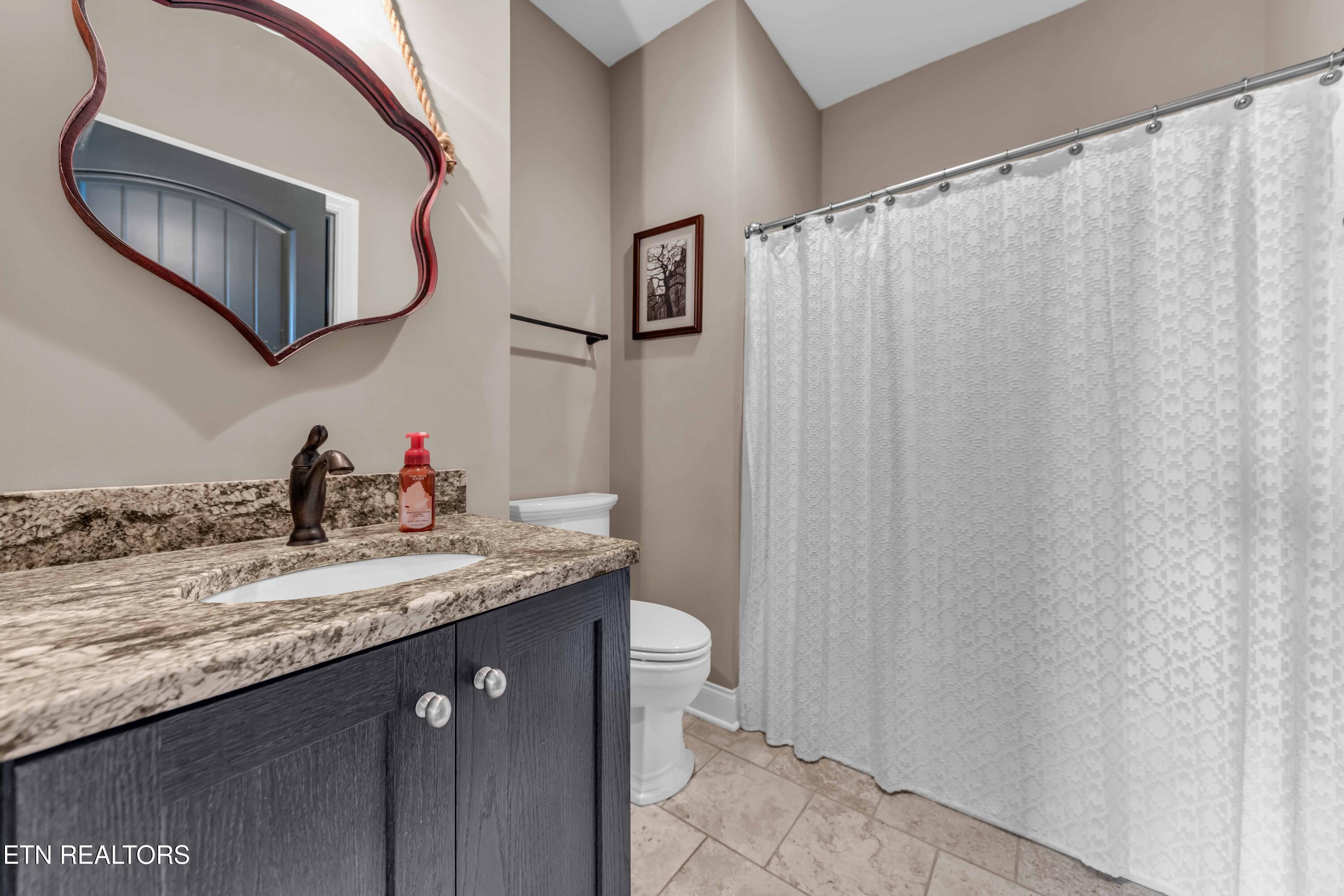 6743 Long Shadow Way Knoxville TN 37918