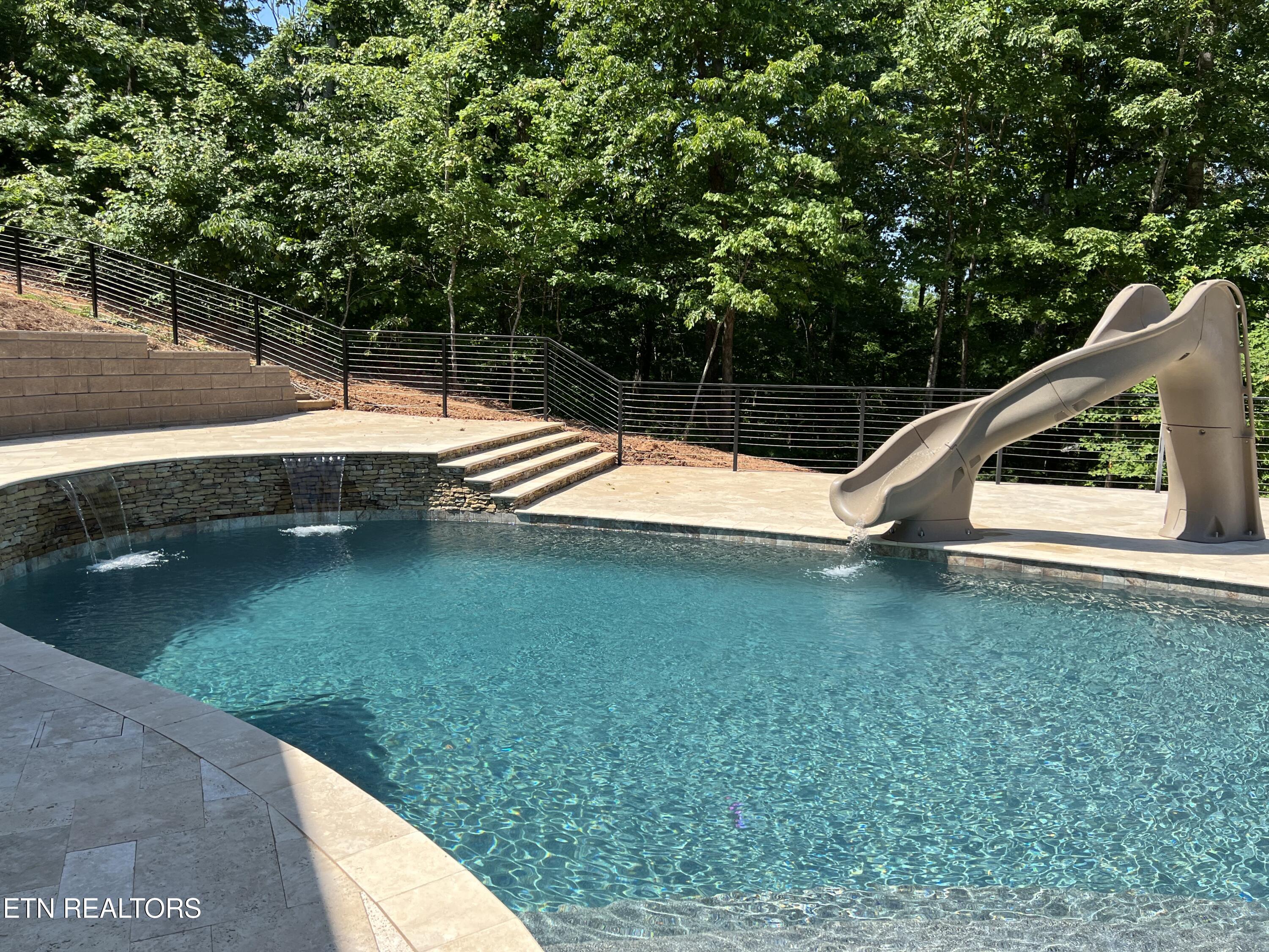 6743 Long Shadow Way Knoxville TN 37918
