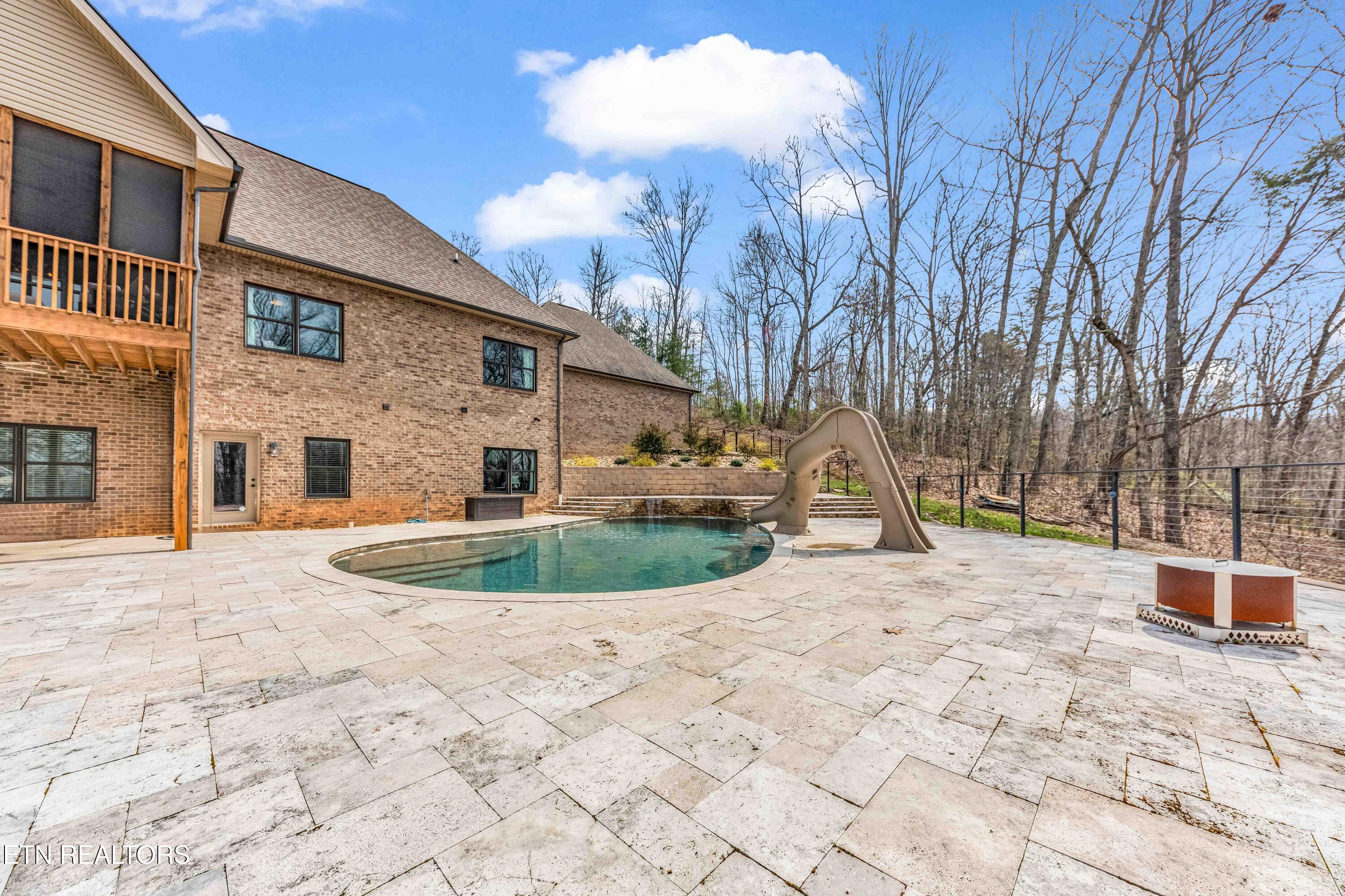 6743 Long Shadow Way Knoxville TN 37918