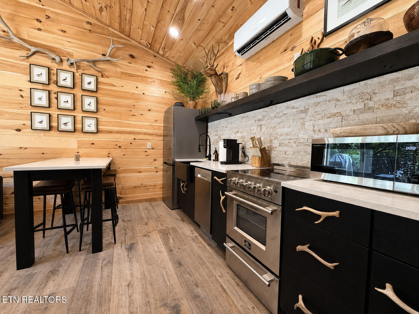 2338 Willow Lane Sevierville TN 37862