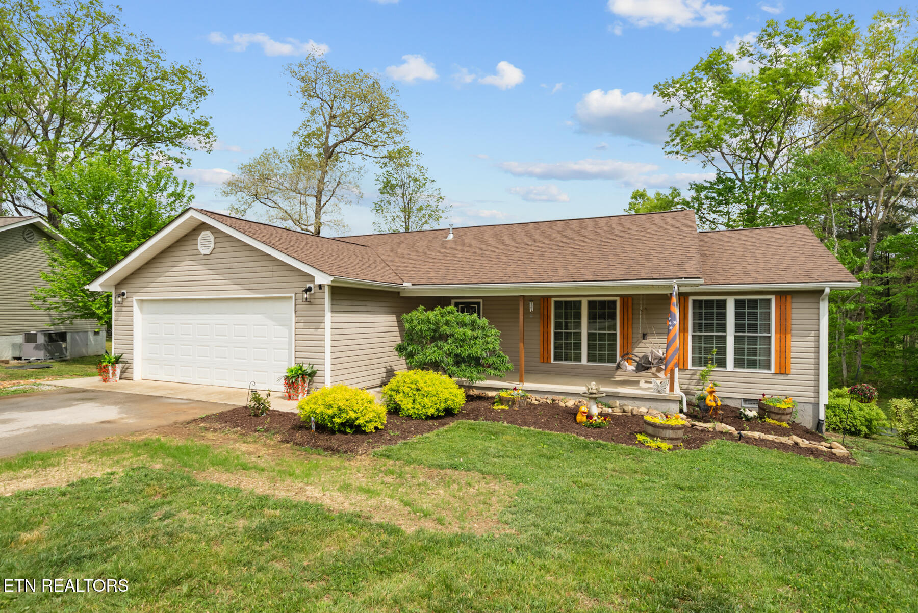223 Grove Loop Crossville TN 38555