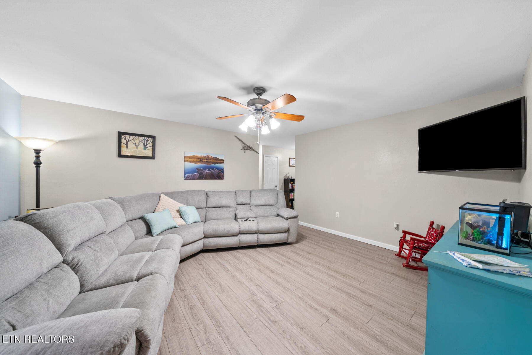 223 Grove Loop Crossville TN 38555