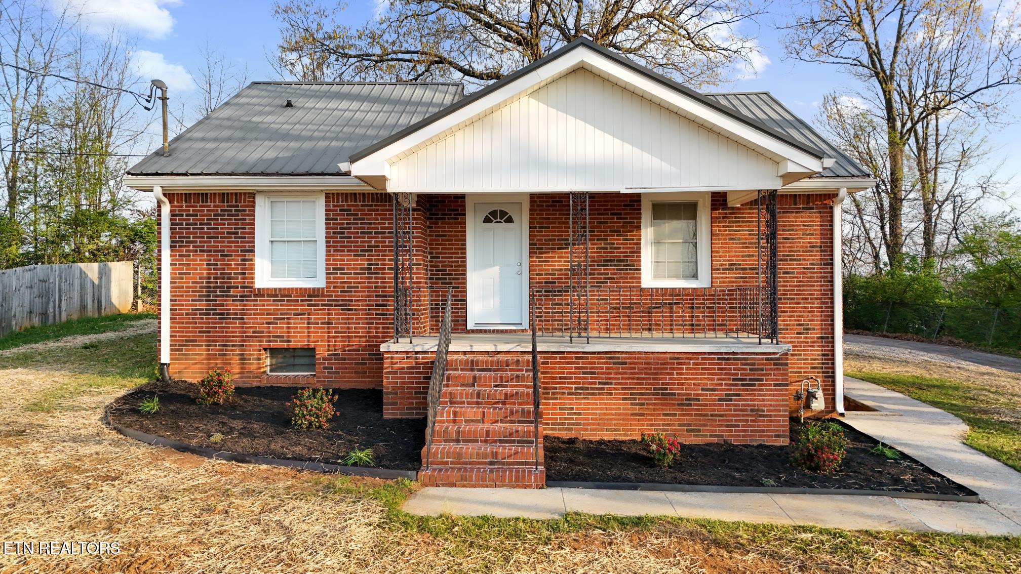 2445 Adams Avenue Knoxville TN 37917