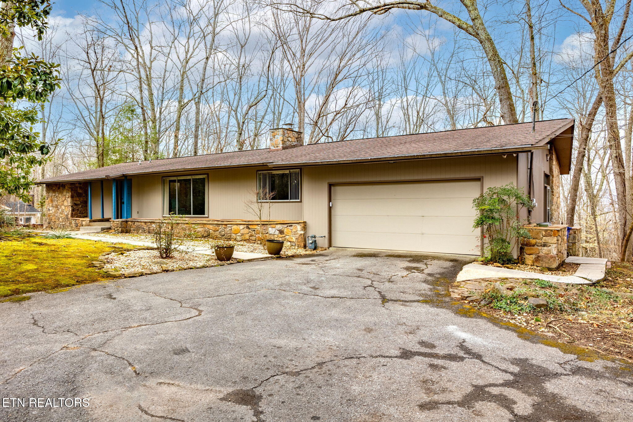 968 W Outer Drive Oak Ridge TN 37830