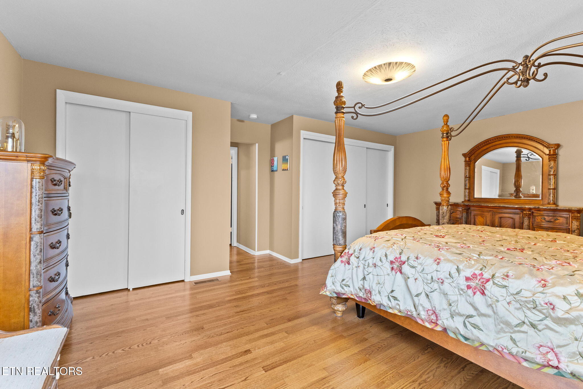 968 W Outer Drive Oak Ridge TN 37830