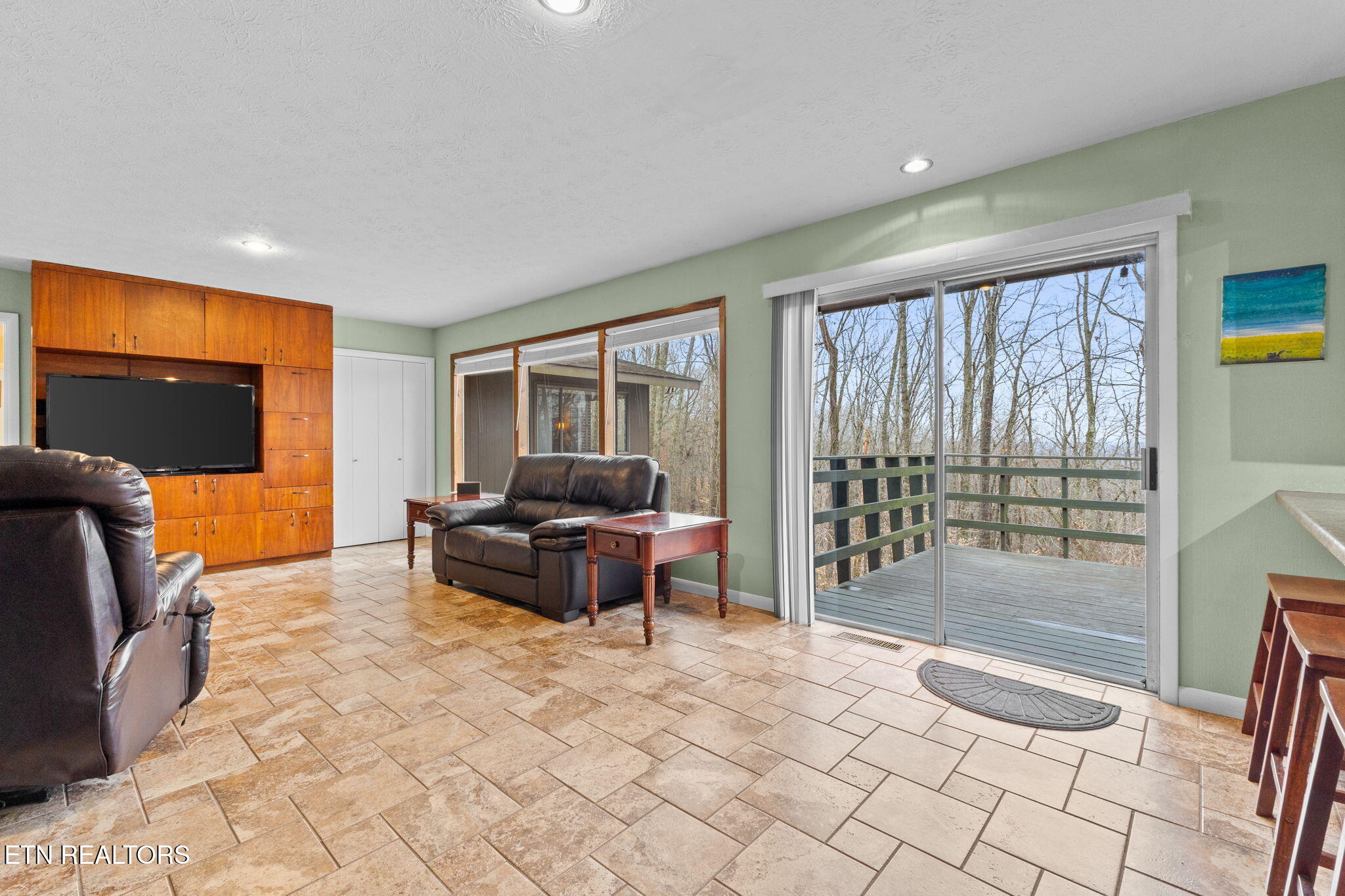 968 W Outer Drive Oak Ridge TN 37830