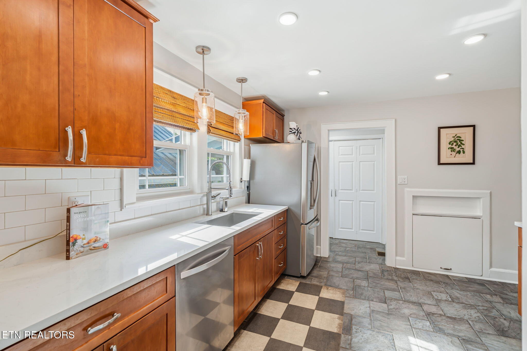236 Hillcrest Drive Knoxville TN 37918