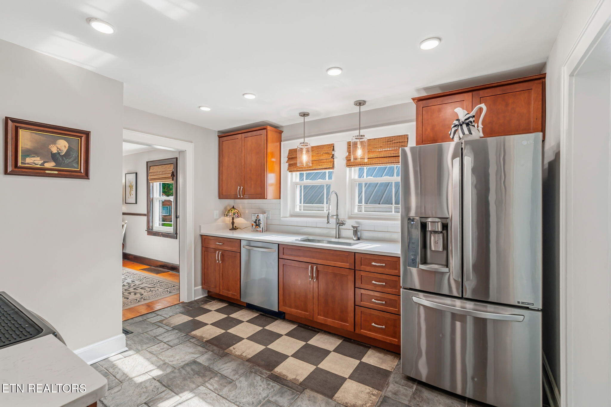 236 Hillcrest Drive Knoxville TN 37918