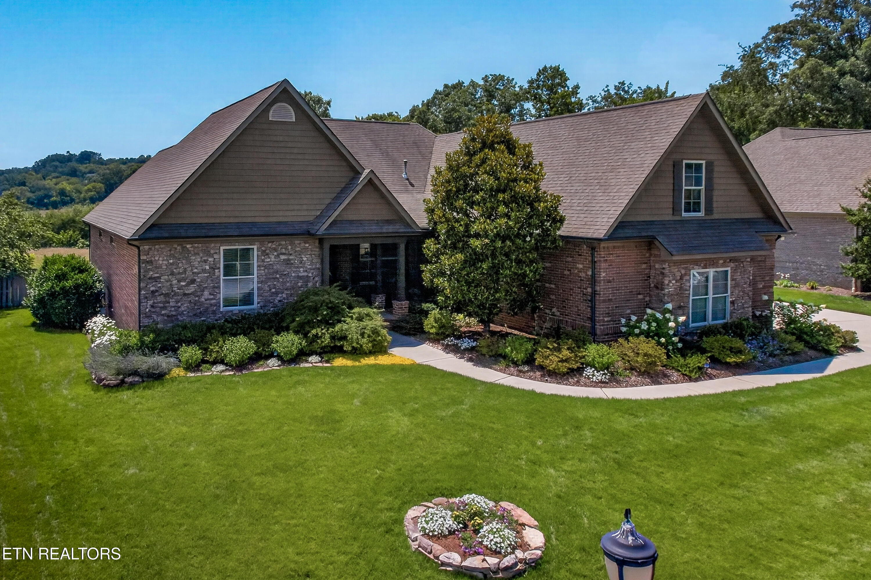 955 Cobblestone Drive Lenoir City TN 37772