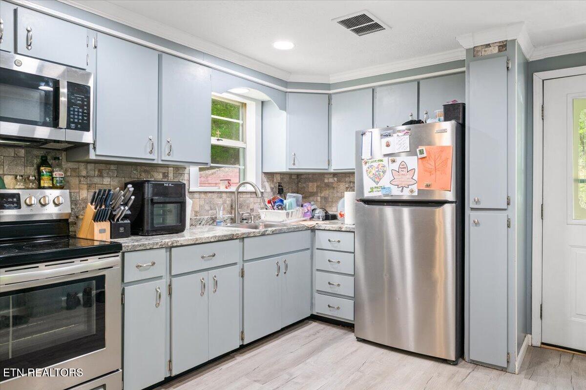652 Indian Mountain Road Jellico TN 37762