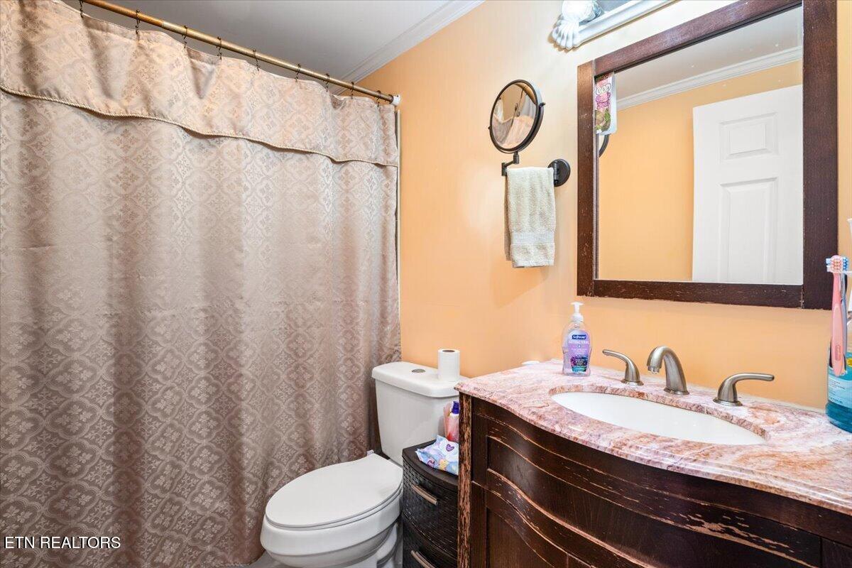 652 Indian Mountain Road Jellico TN 37762