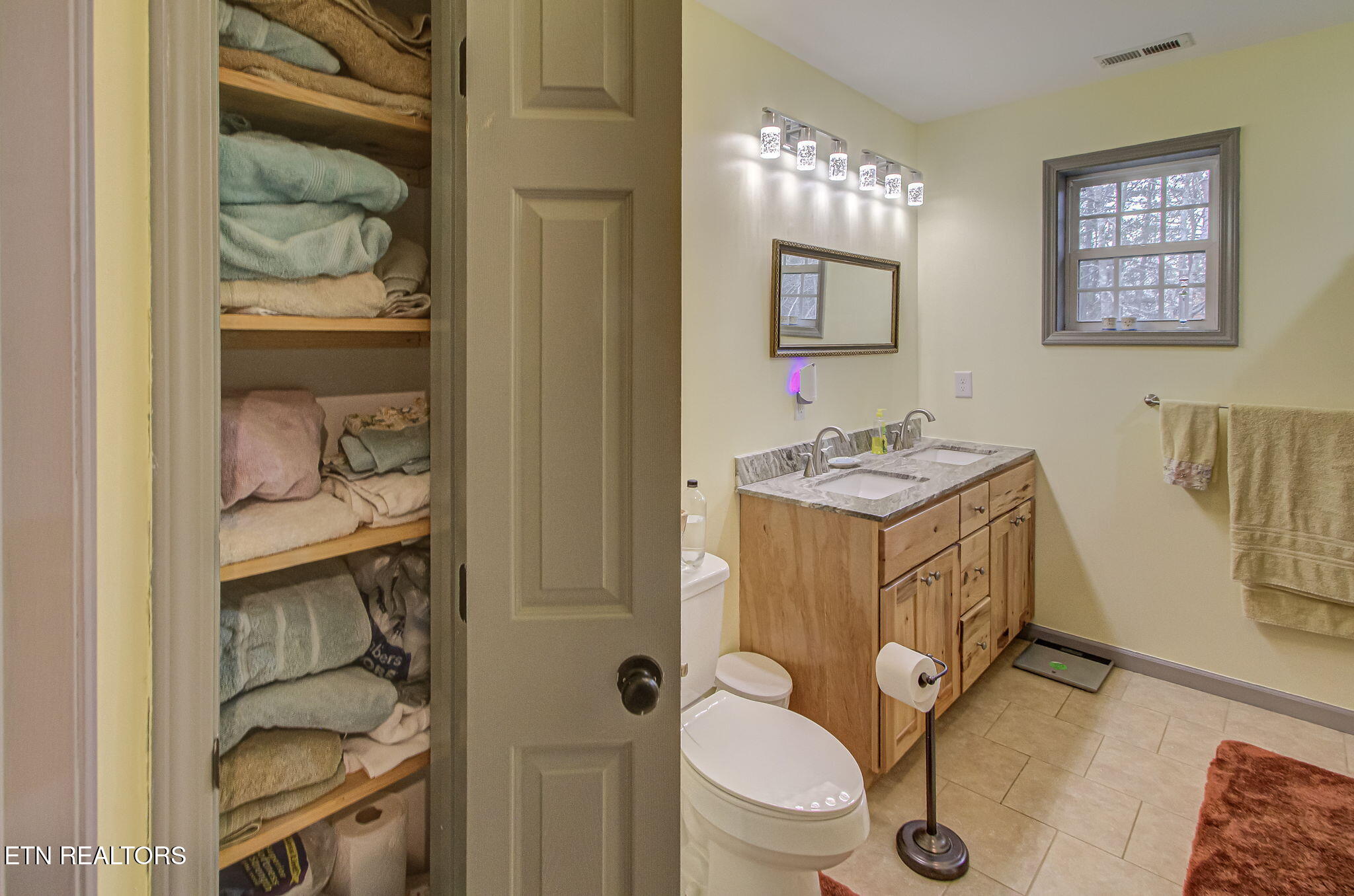 3875 Poplar Lane Kodak TN 37764