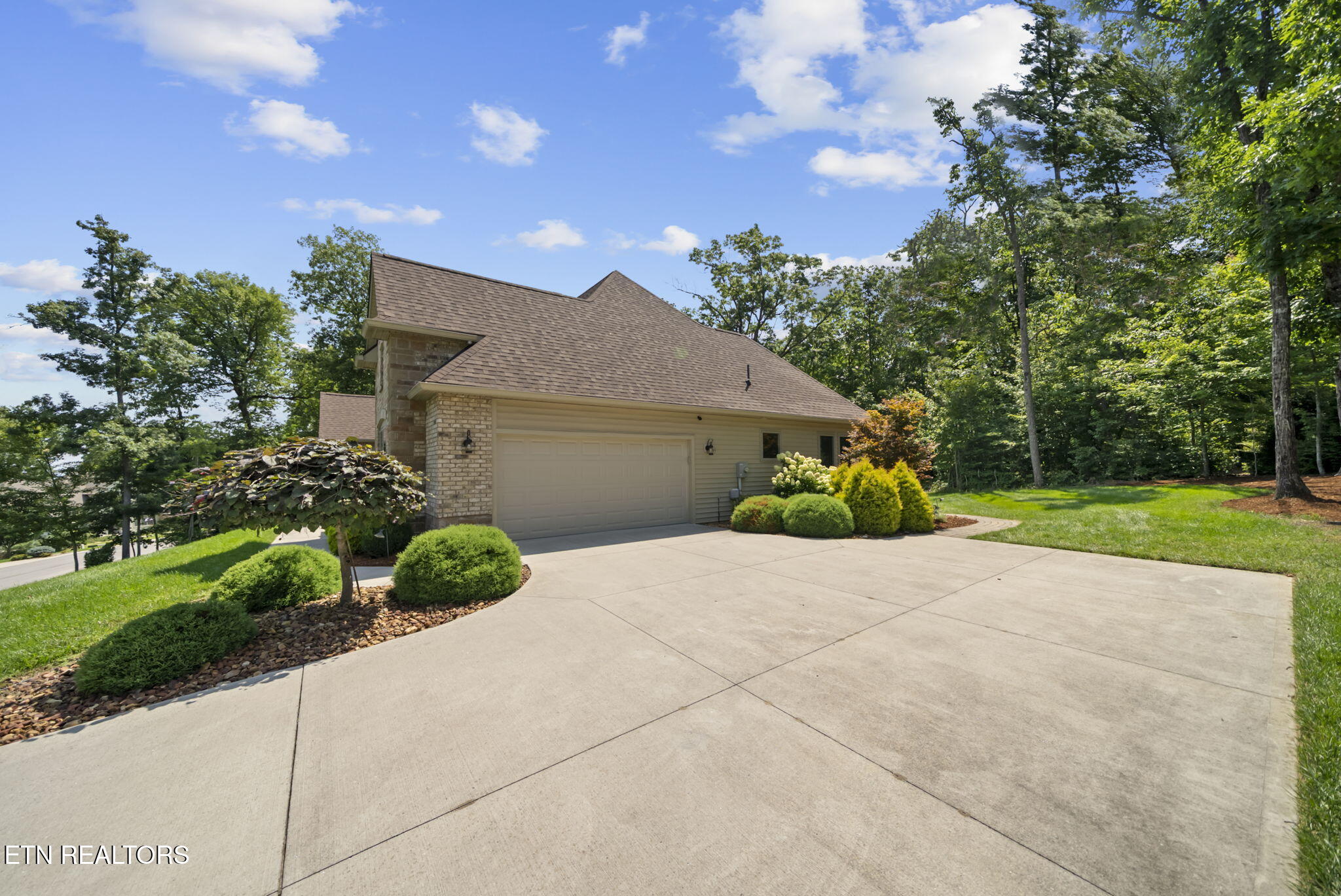 26 Cedar Ridge Circle Fairfield Glade TN 38558