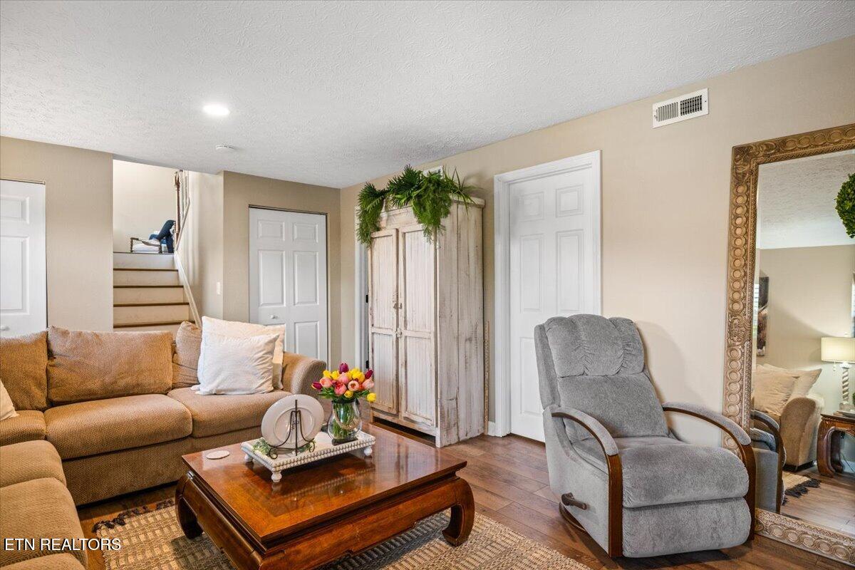304 Dogwood Lane Jacksboro TN 37757