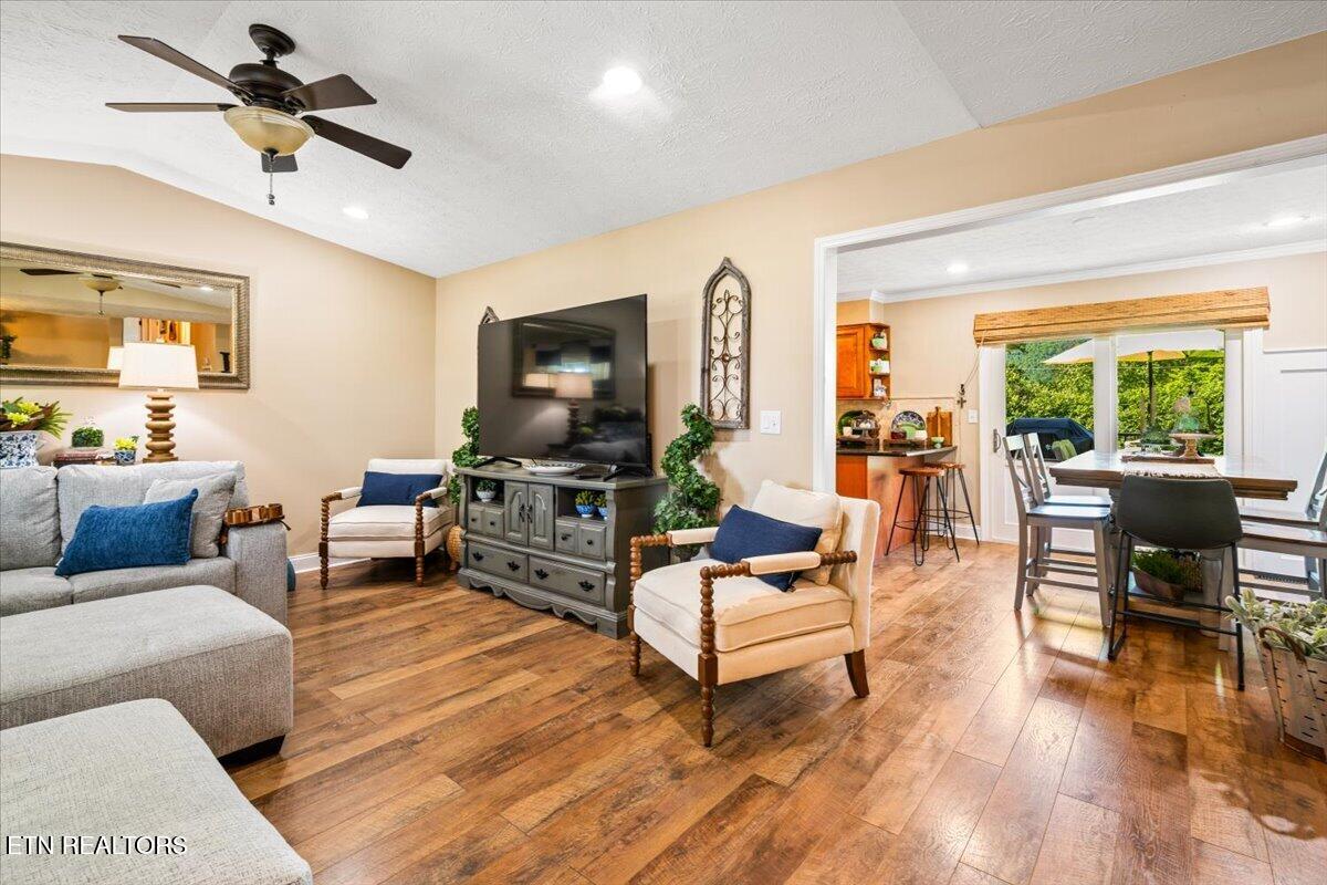 304 Dogwood Lane Jacksboro TN 37757