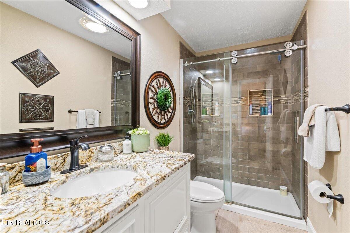 304 Dogwood Lane Jacksboro TN 37757
