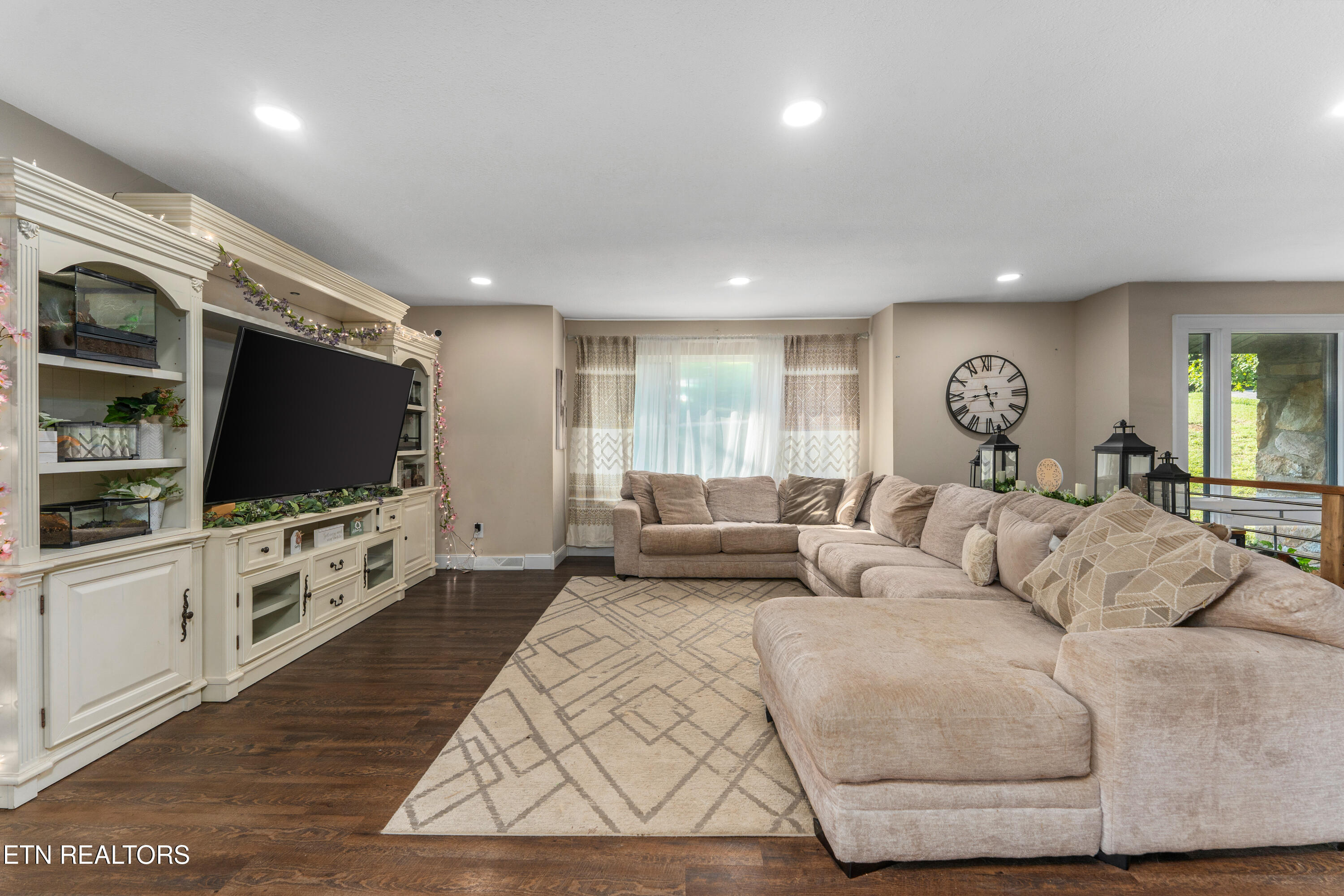 2647 May Avenue Maryville TN 37804