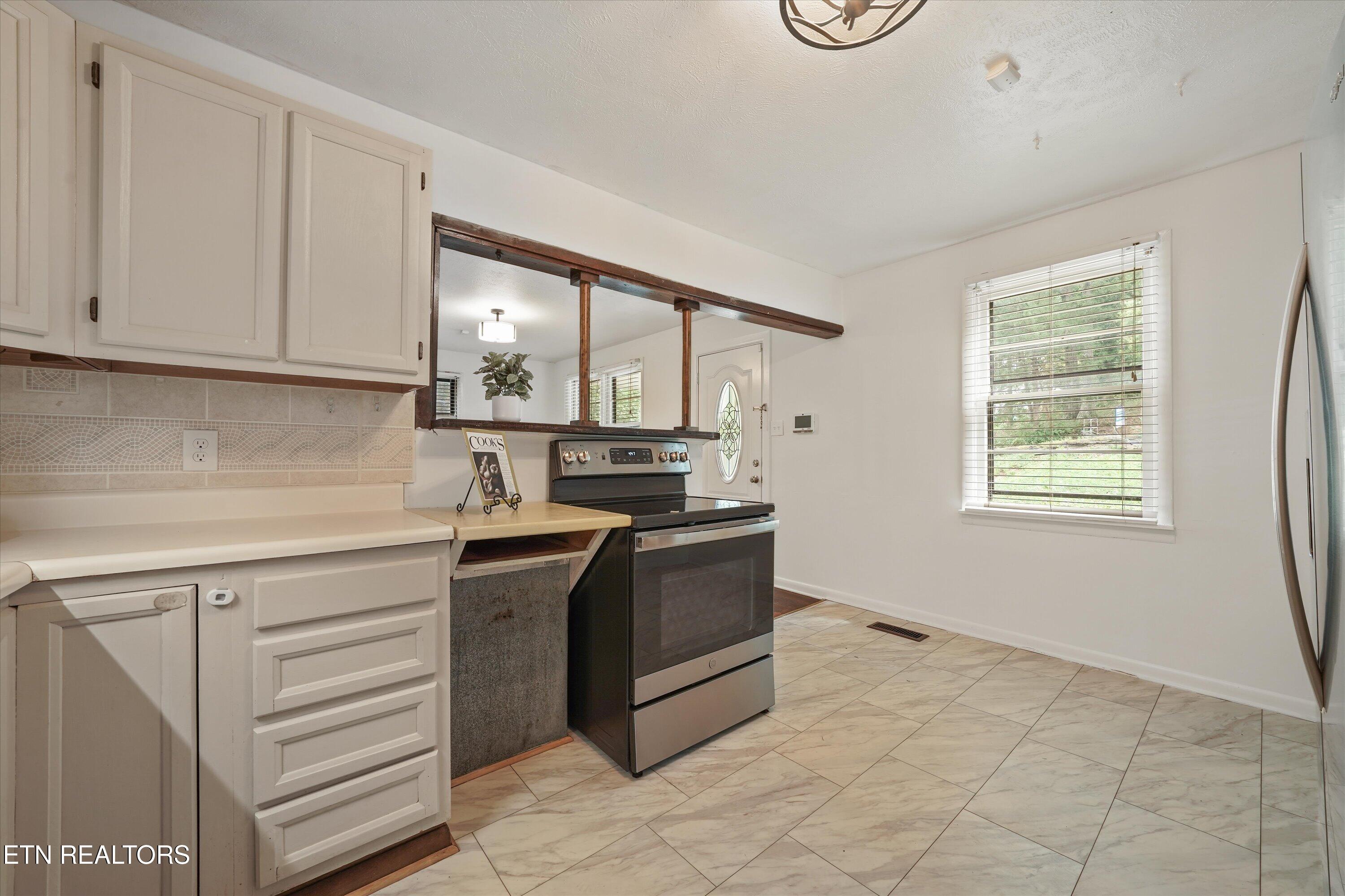 2207 Piedmont Street Knoxville TN 37921