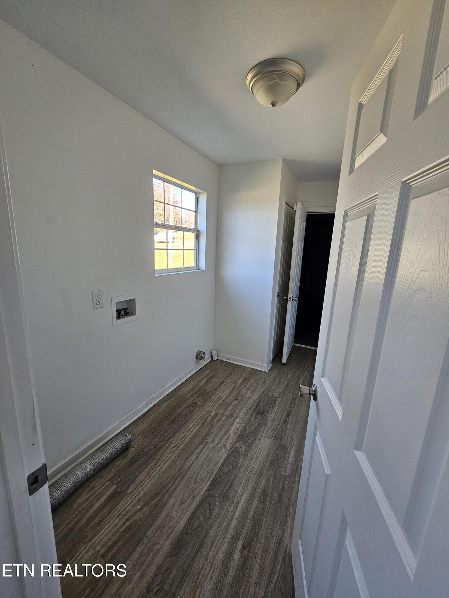 100 Steven Lane Harriman TN 37748