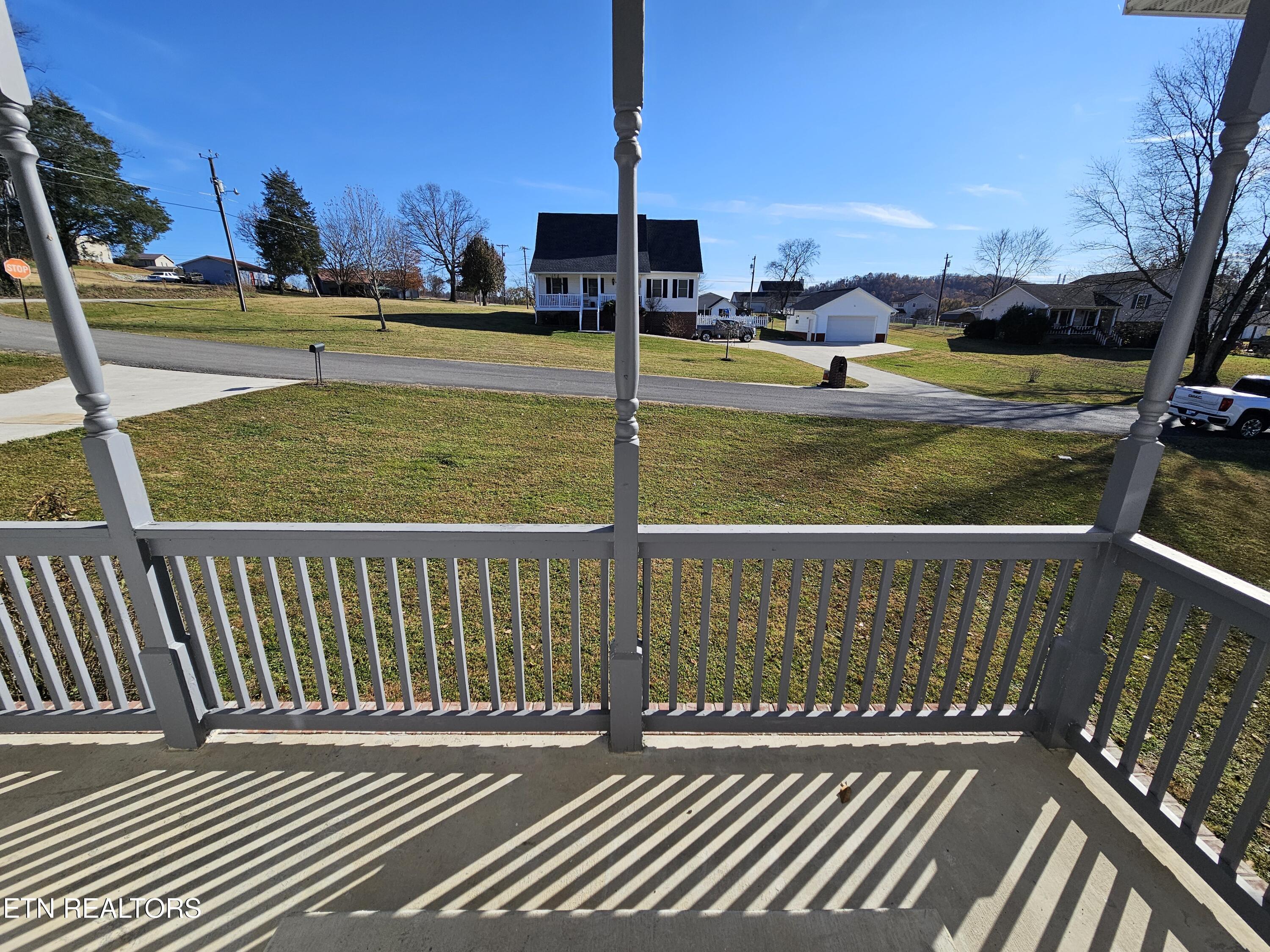 100 Steven Lane Harriman TN 37748