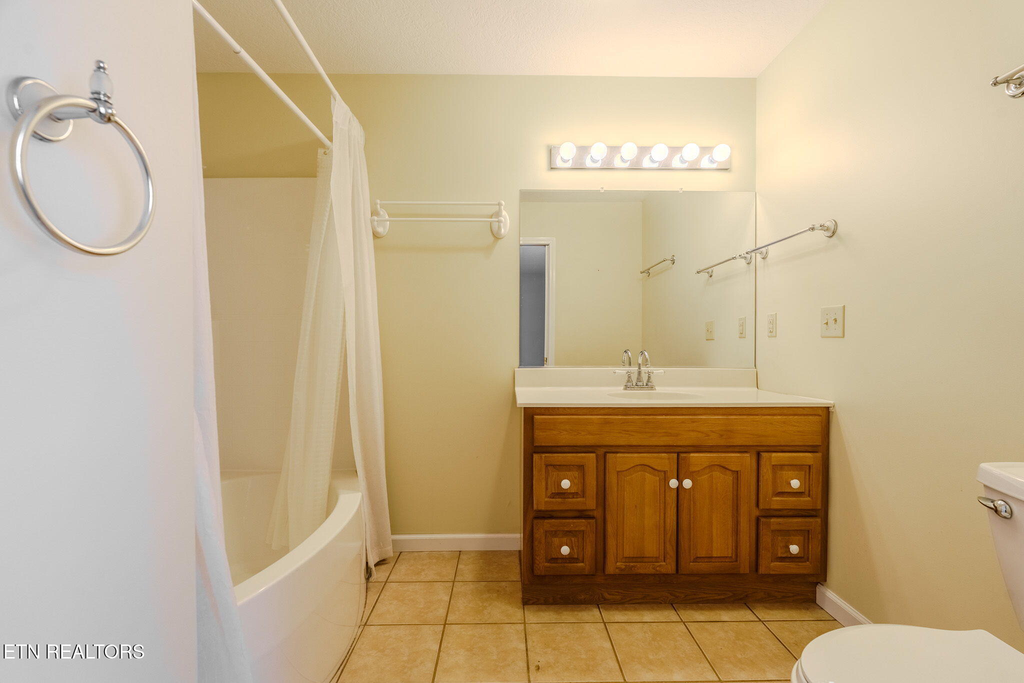2008 Bessie Slaton Road Dandridge TN 37725