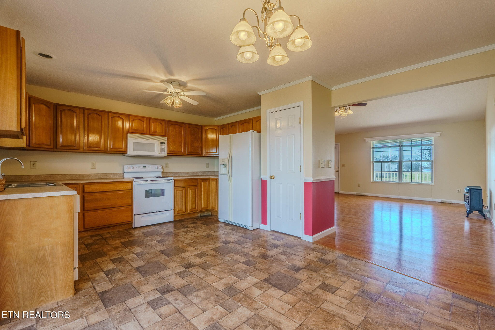 2008 Bessie Slaton Road Dandridge TN 37725