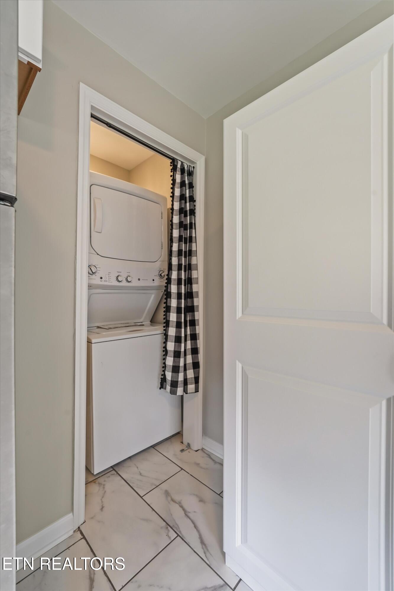 130 Oglewood Avenue Knoxville TN 37917