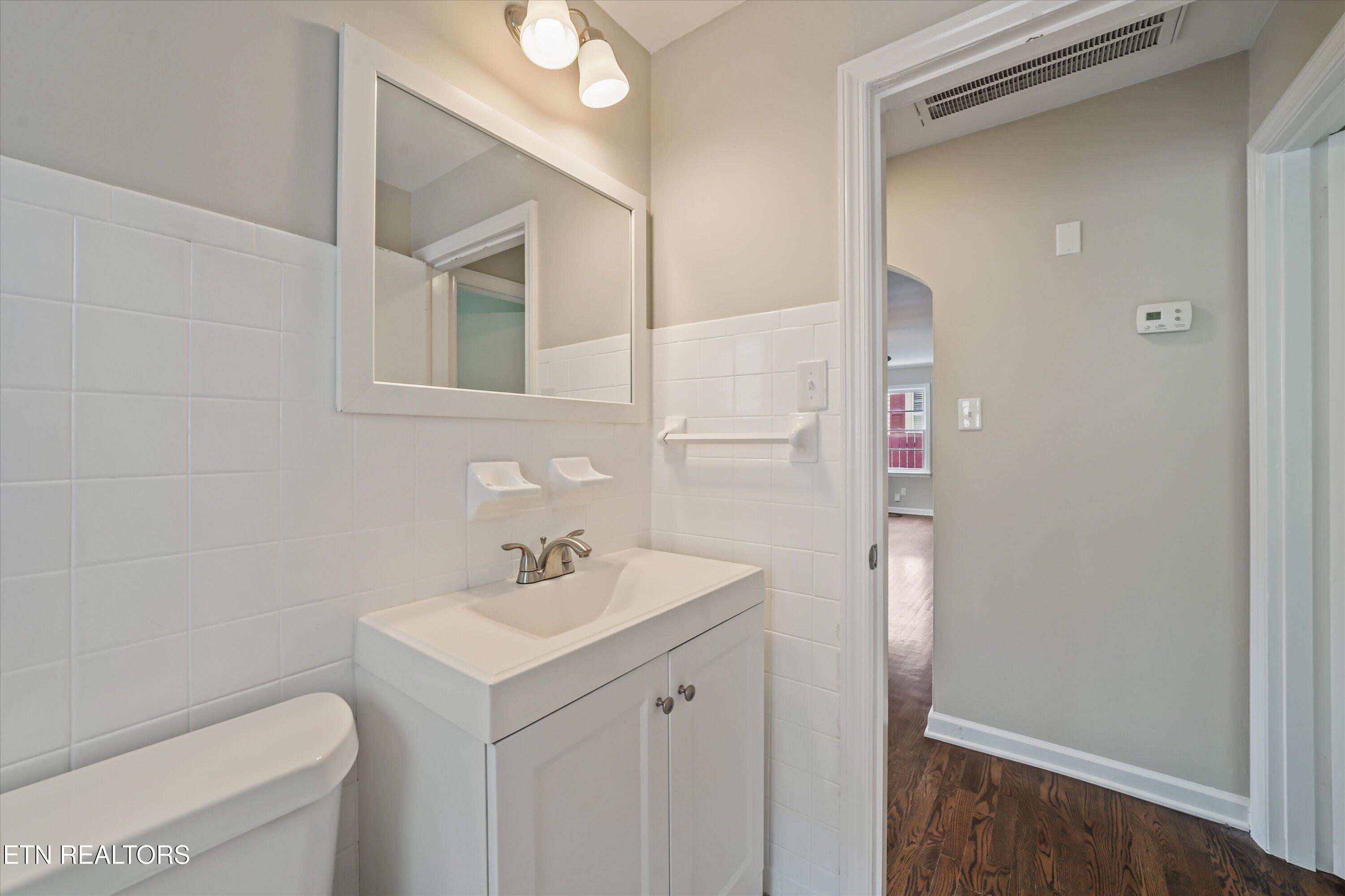 130 Oglewood Avenue Knoxville TN 37917