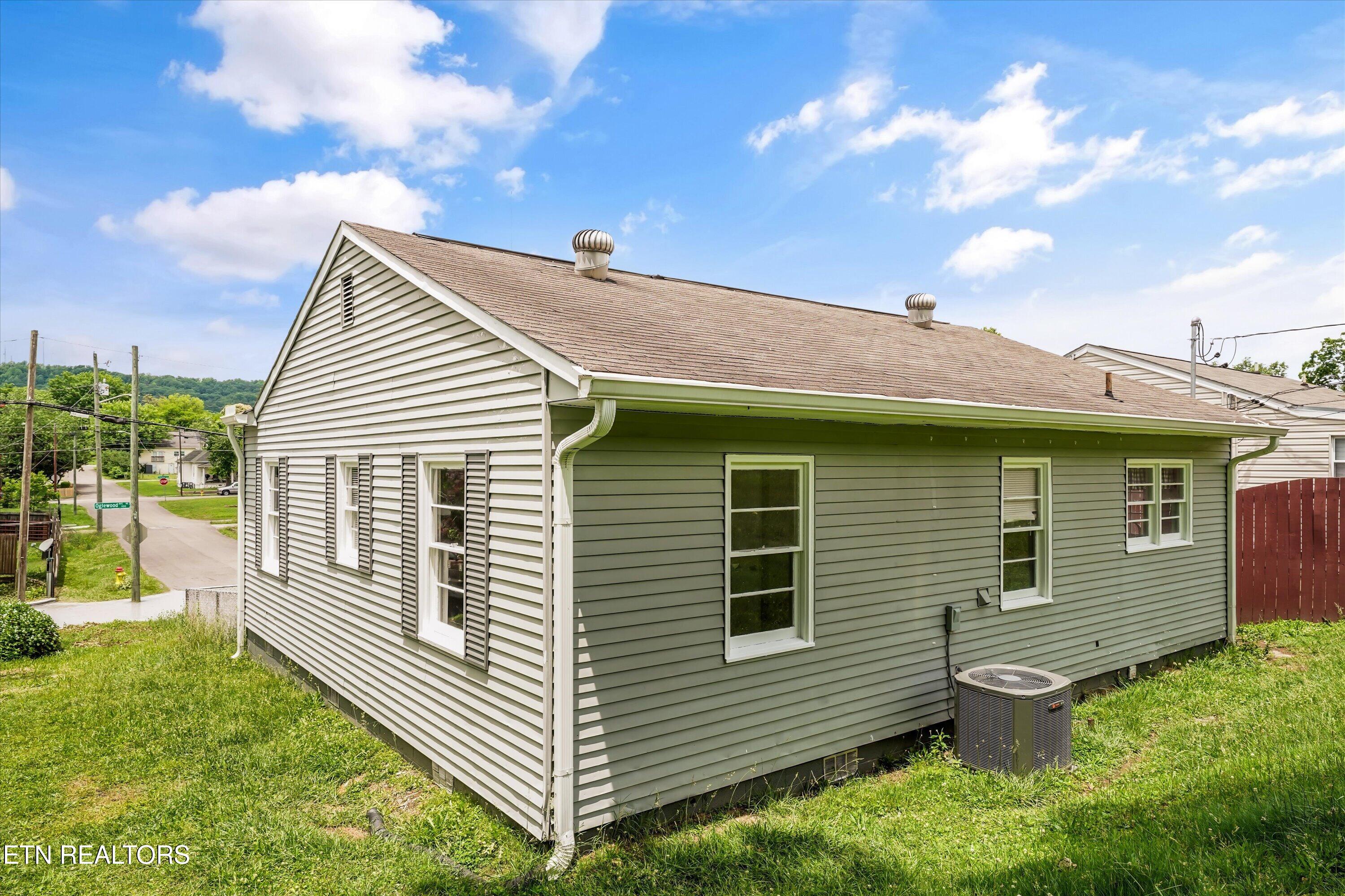130 Oglewood Avenue Knoxville TN 37917