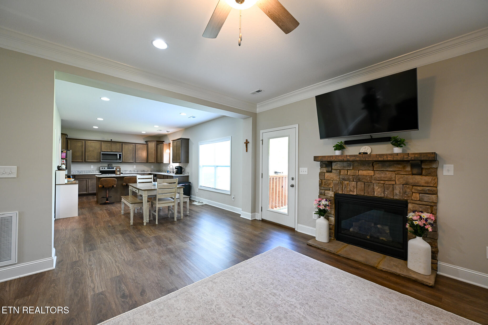 2118 Tributary Drive Sevierville TN 37876