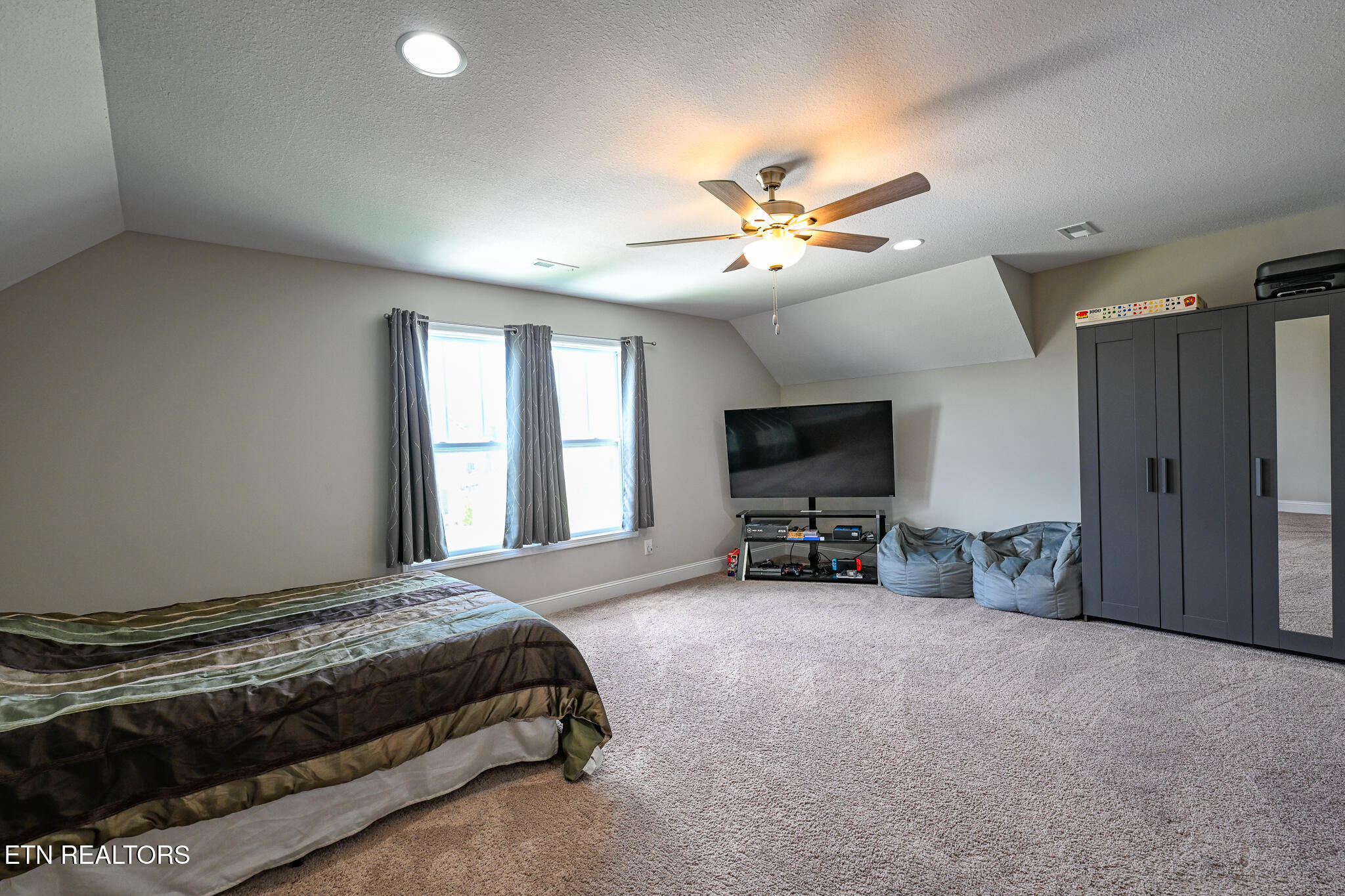 2118 Tributary Drive Sevierville TN 37876