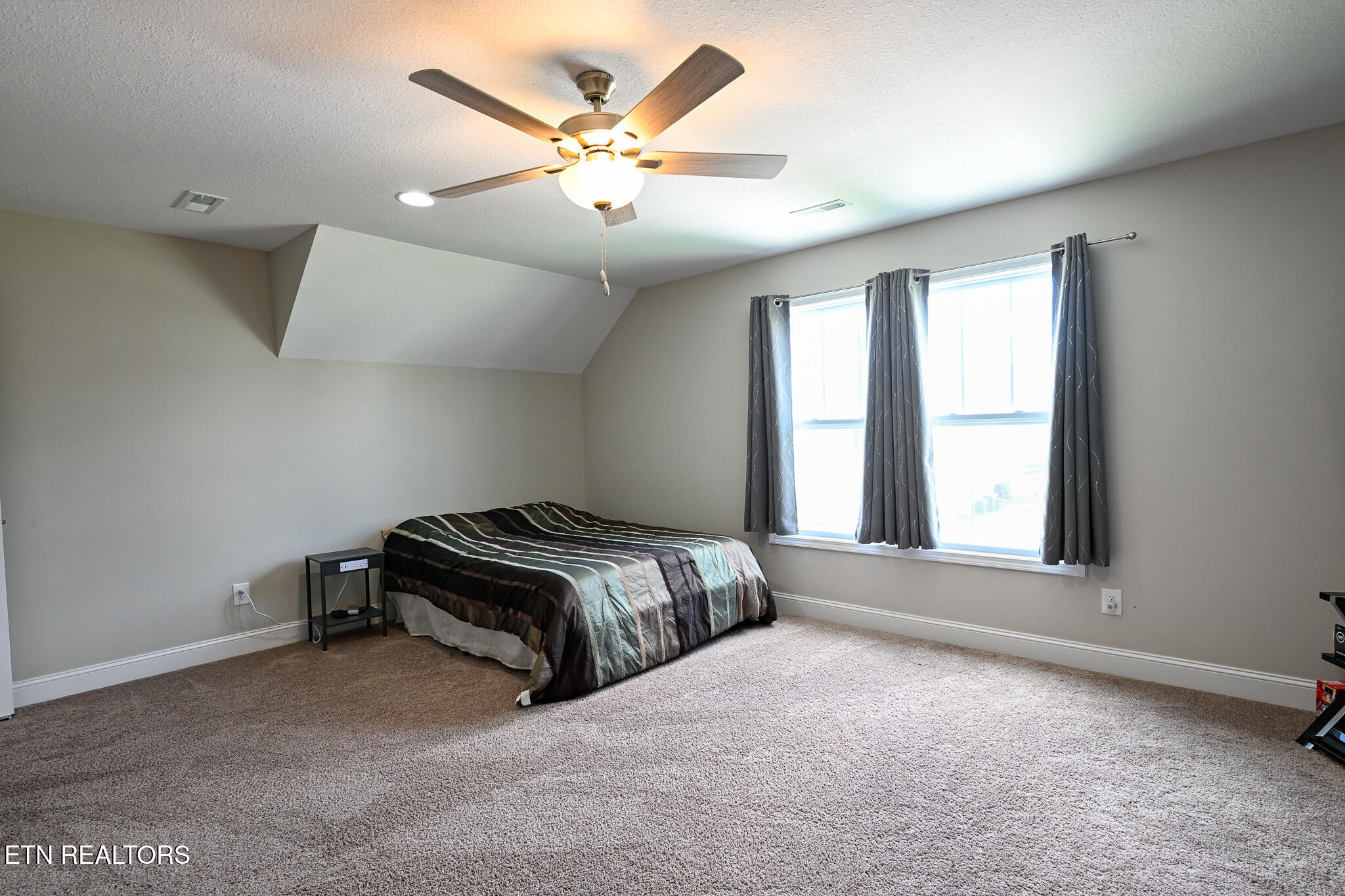 2118 Tributary Drive Sevierville TN 37876