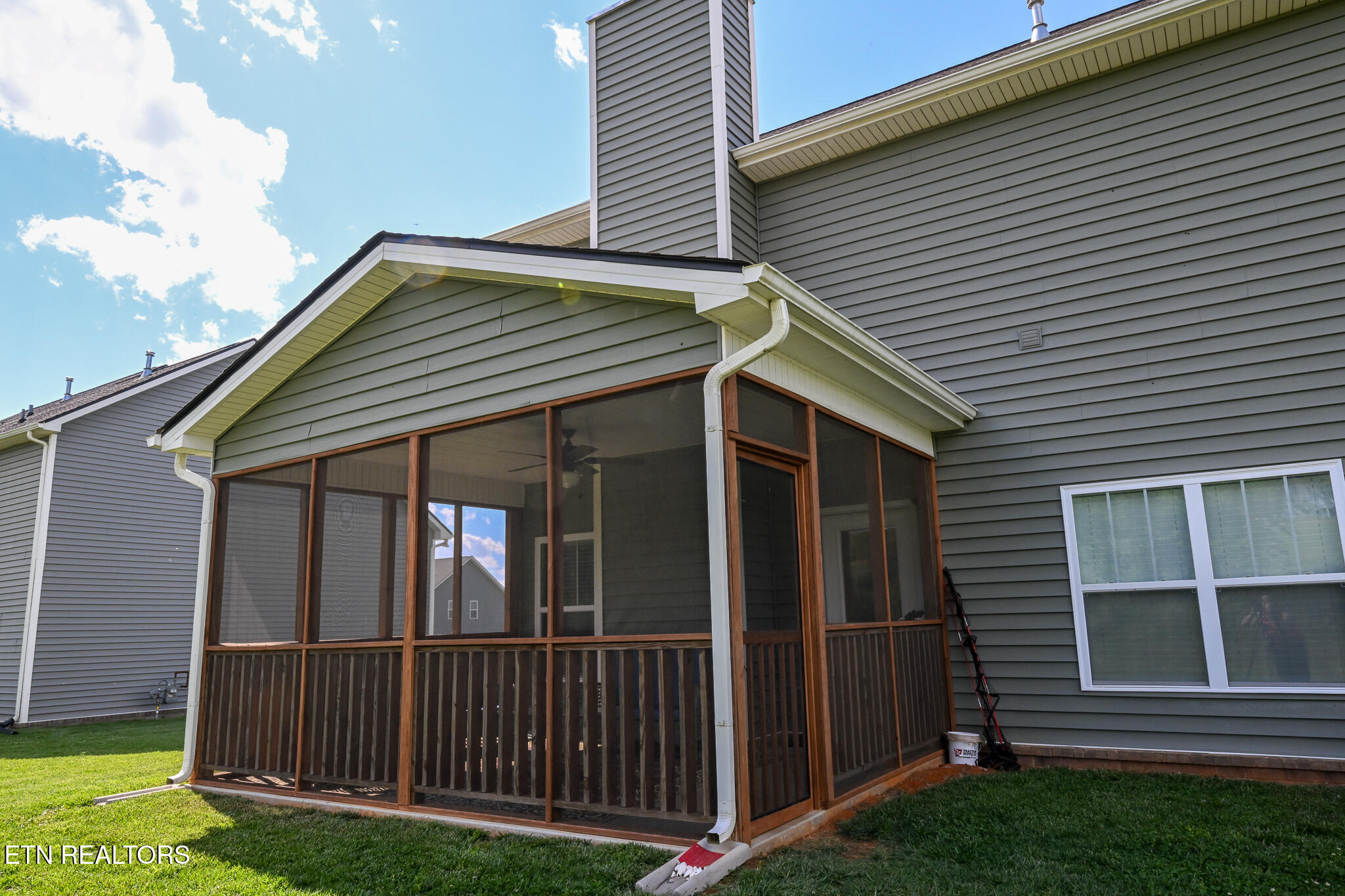 2118 Tributary Drive Sevierville TN 37876