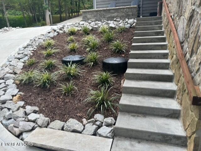 1123 Cove Pointe Road Lafollette TN 37766
