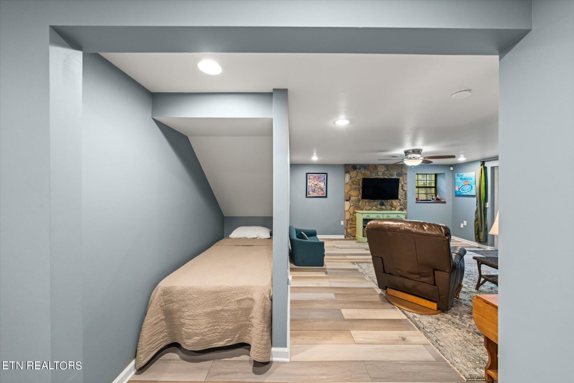 1123 Cove Pointe Road Lafollette TN 37766
