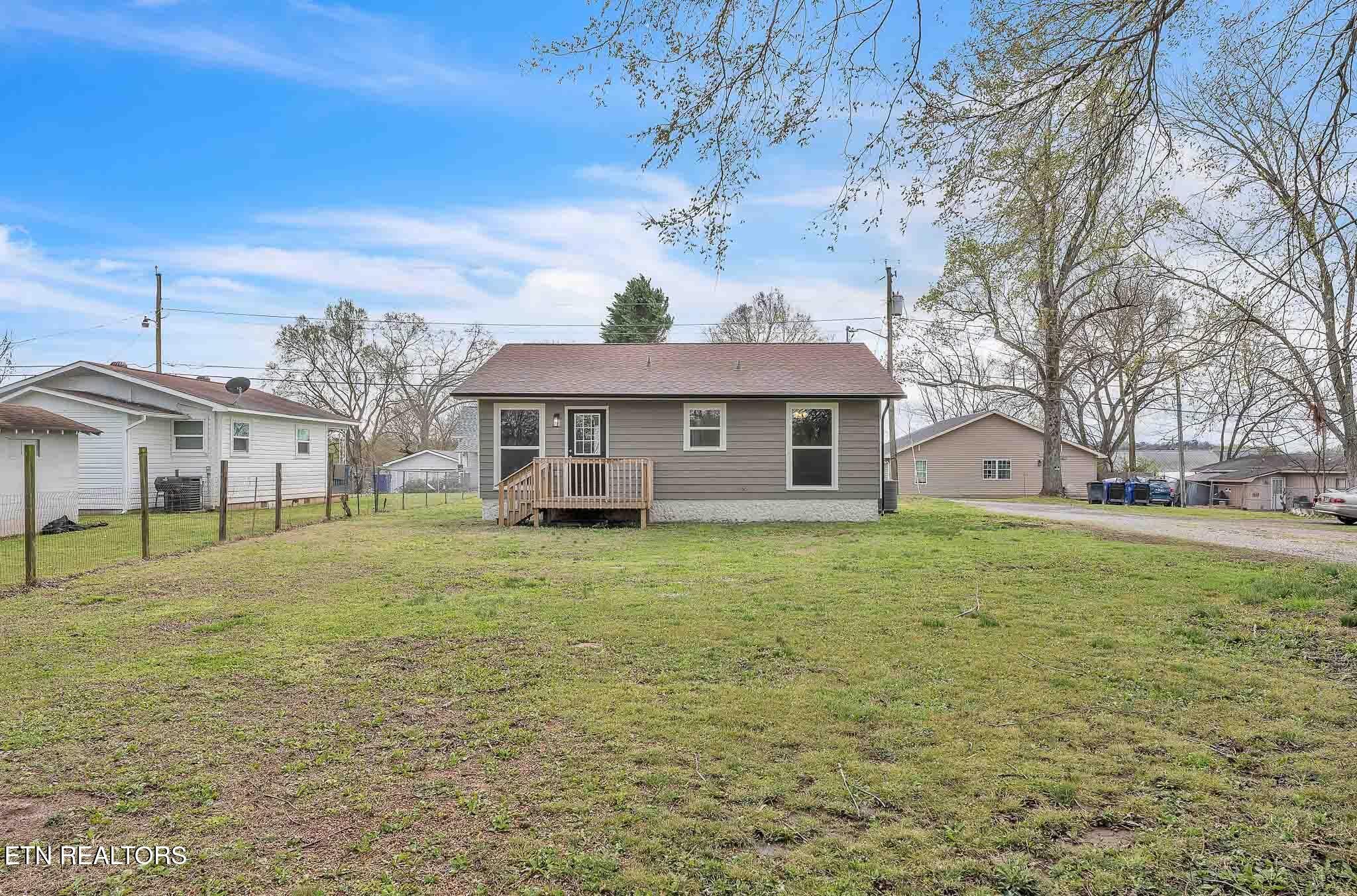 647 SE 4th Street Cleveland TN 37311
