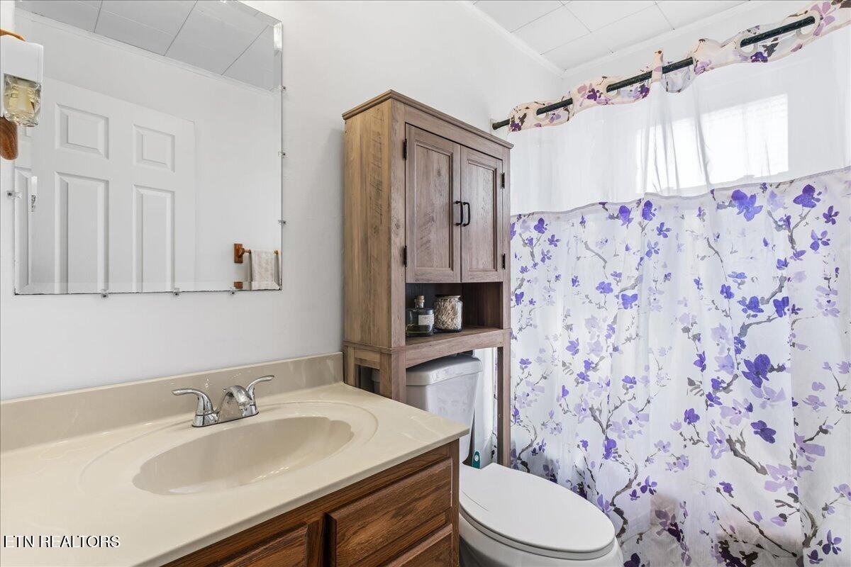 350 Stephens Road Greenback TN 37742