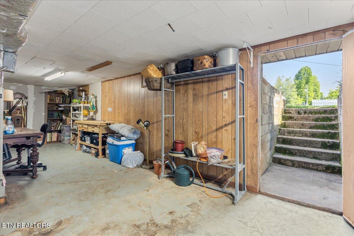 350 Stephens Road Greenback TN 37742