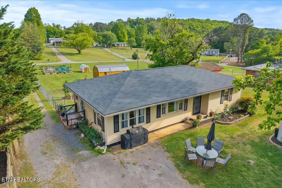 350 Stephens Road Greenback TN 37742