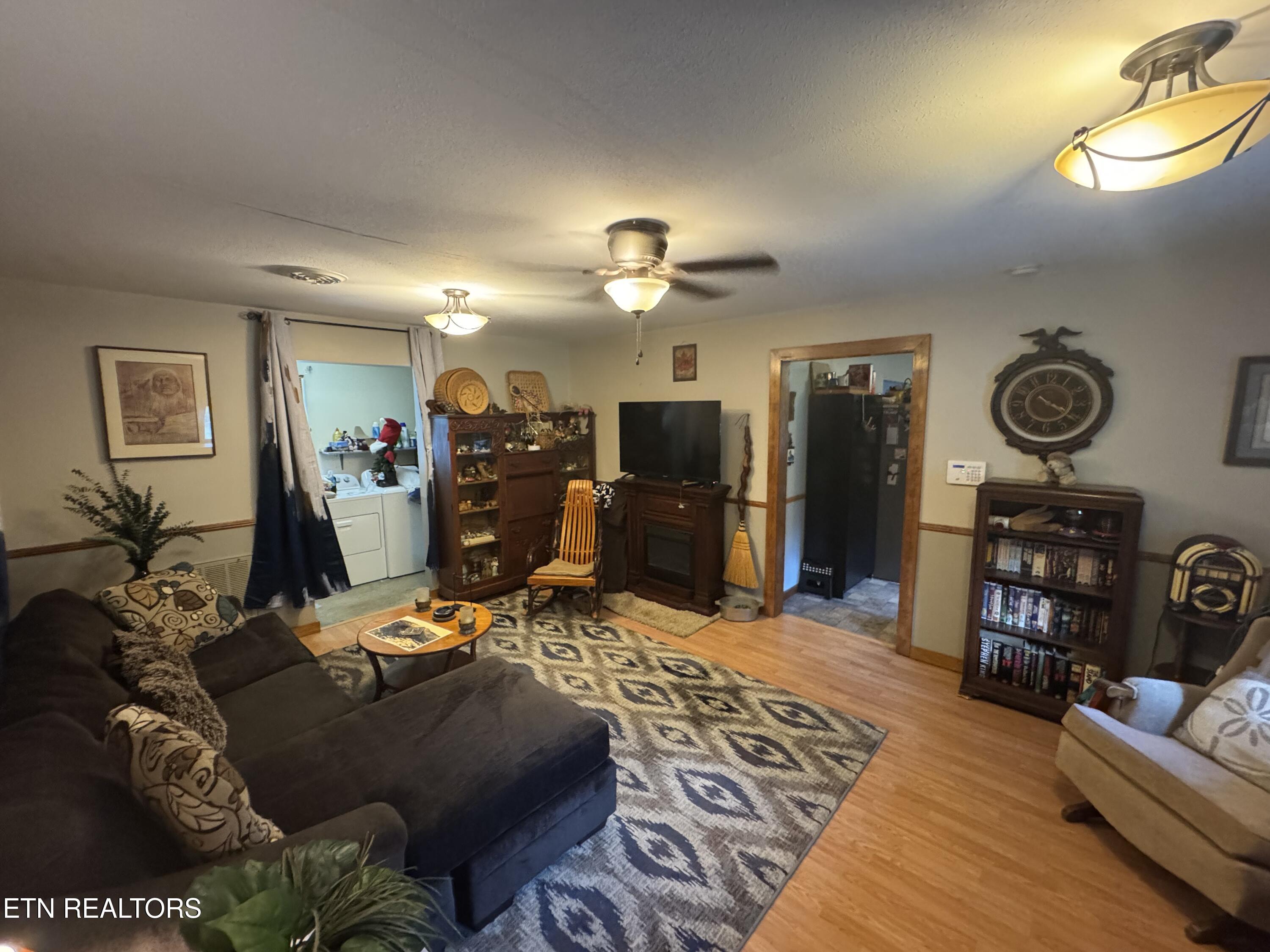 1637 Arron Way Sevierville TN 37876