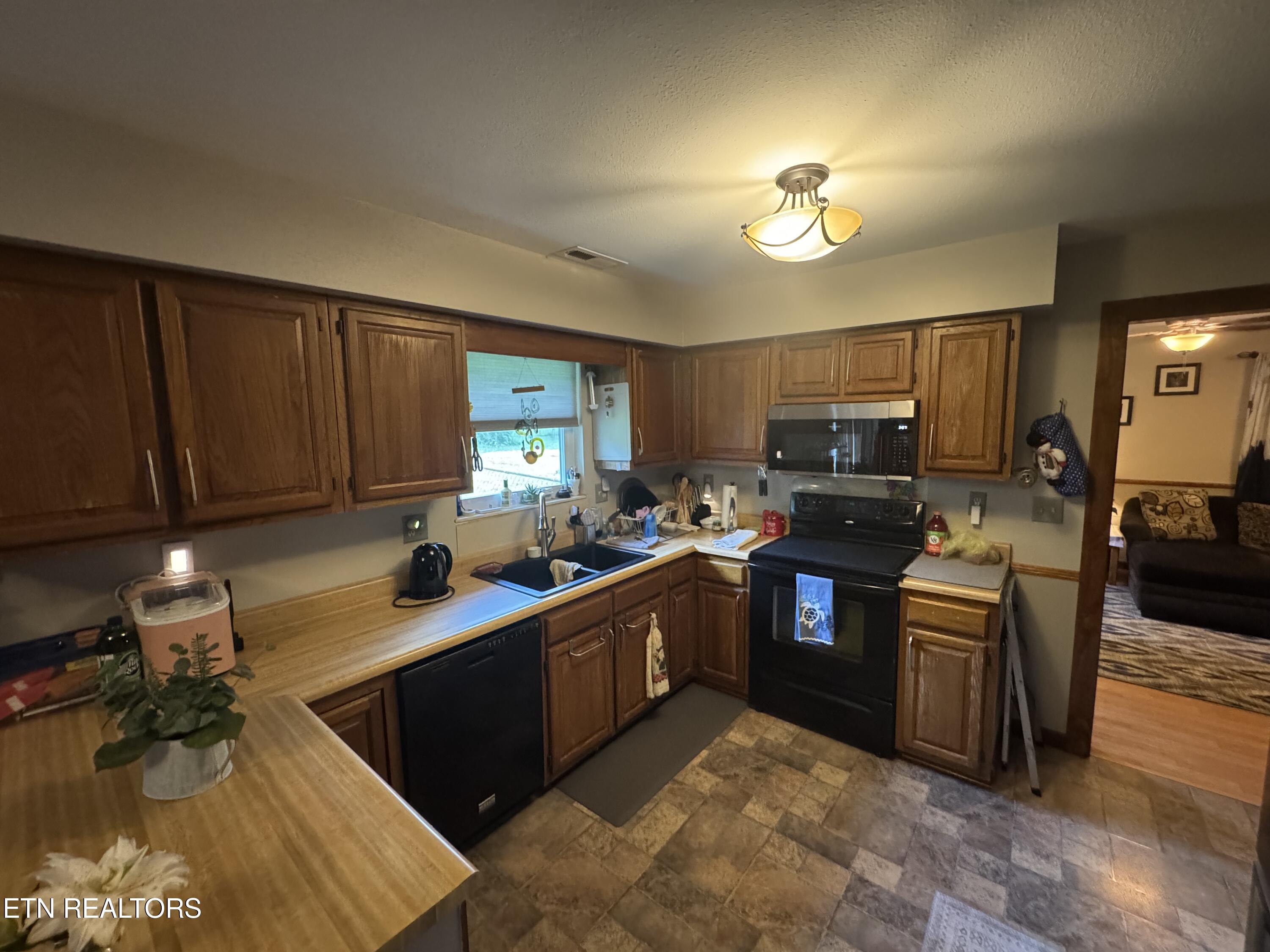 1637 Arron Way Sevierville TN 37876