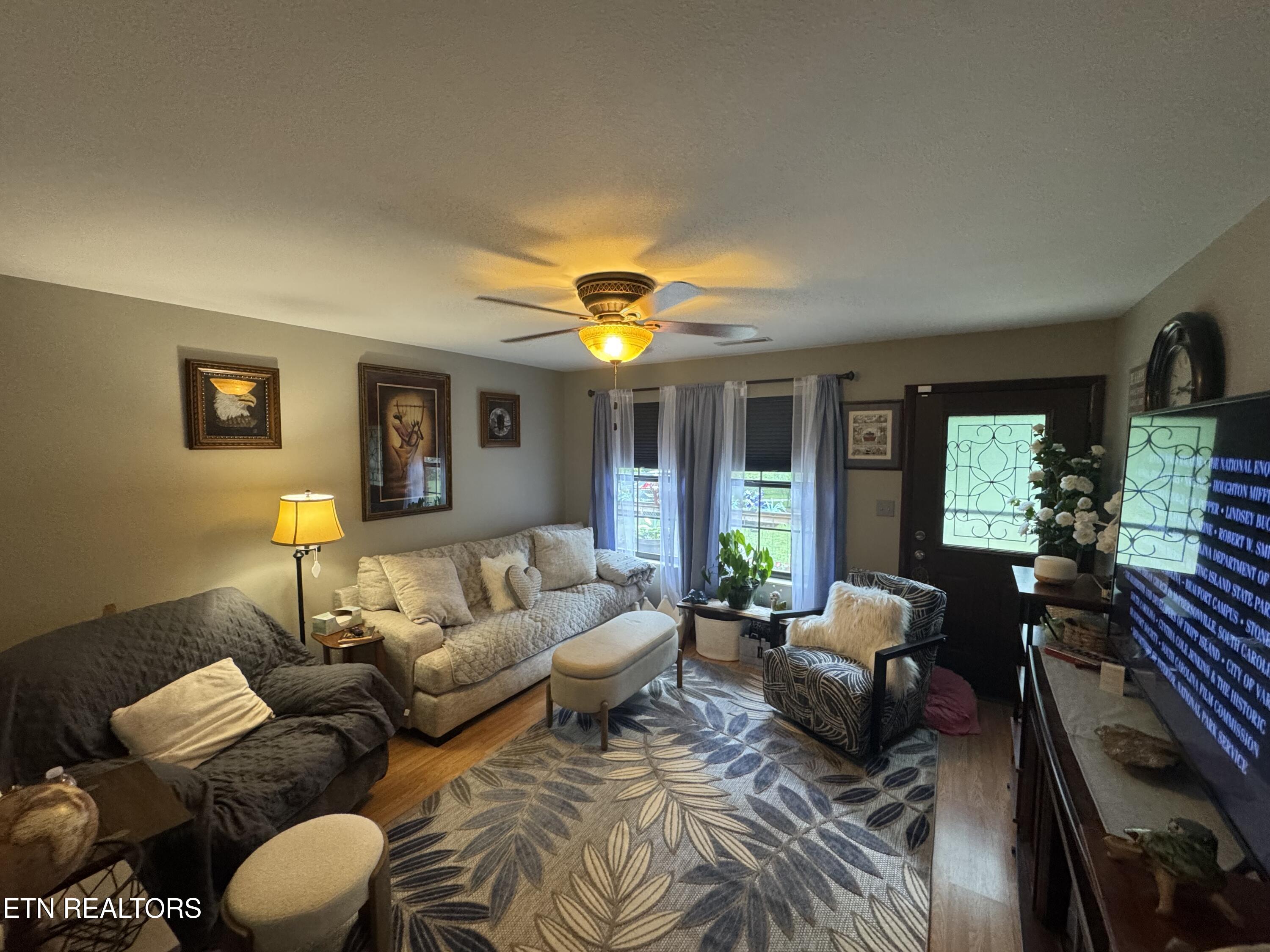 1637 Arron Way Sevierville TN 37876