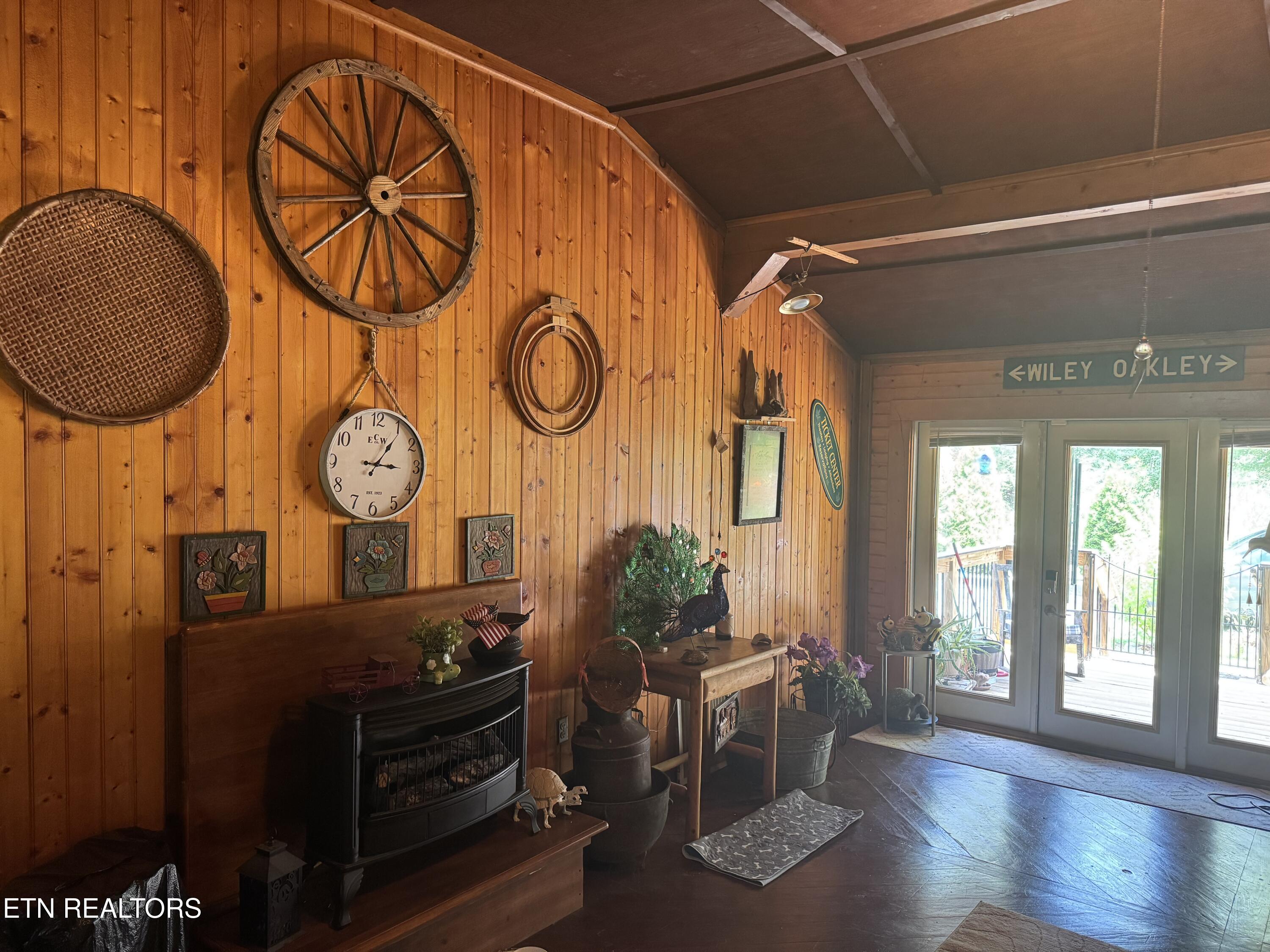 1637 Arron Way Sevierville TN 37876