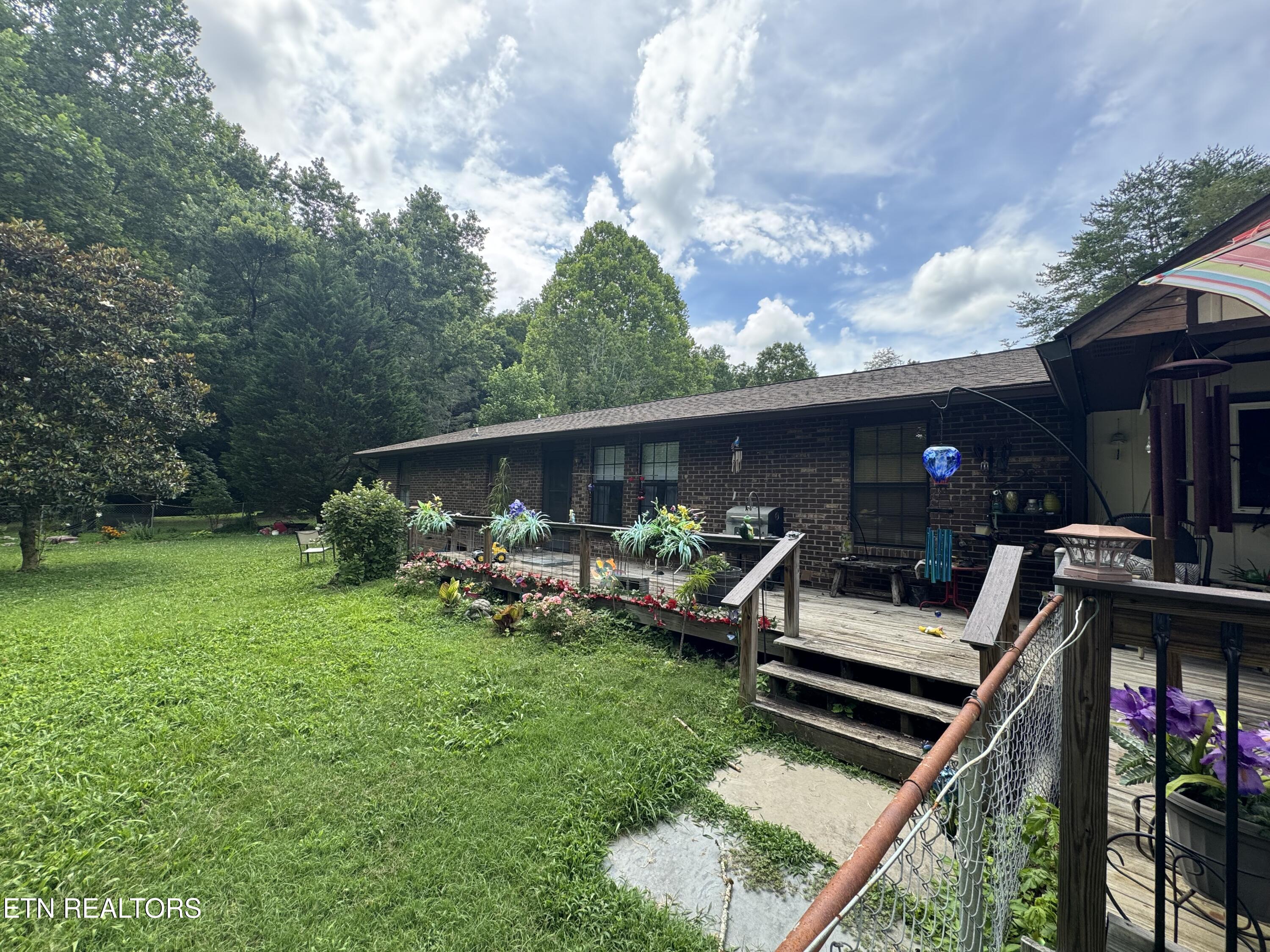 1637 Arron Way Sevierville TN 37876