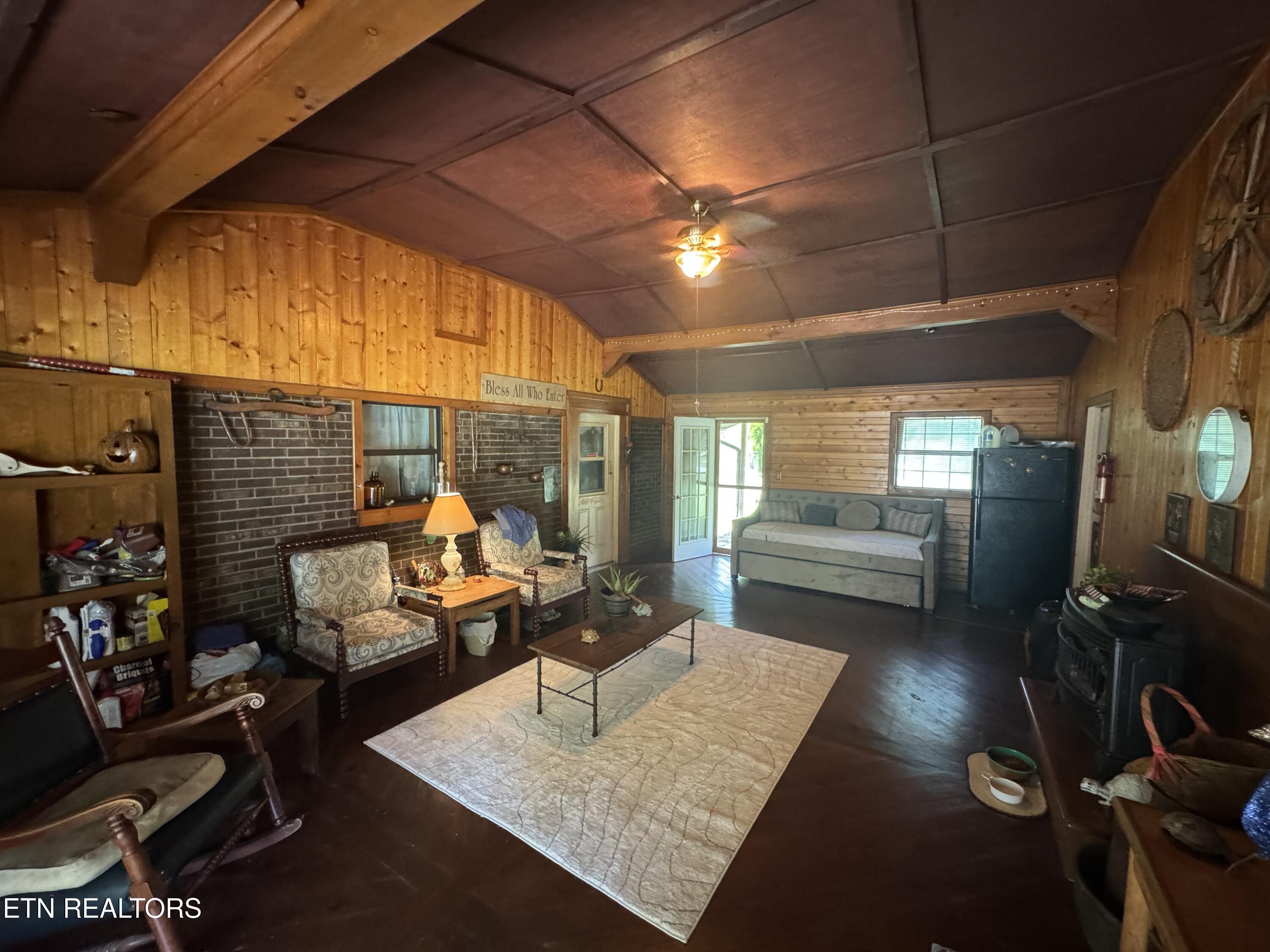 1637 Arron Way Sevierville TN 37876