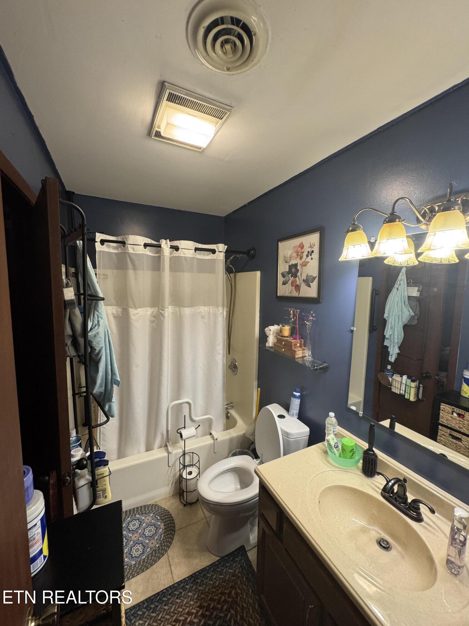 1637 Arron Way Sevierville TN 37876
