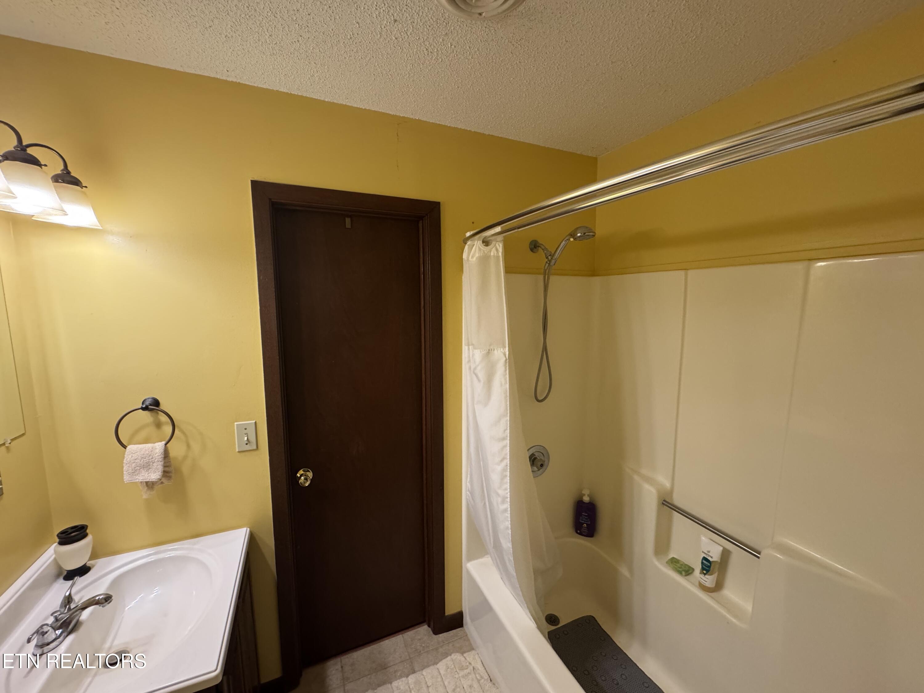 1637 Arron Way Sevierville TN 37876