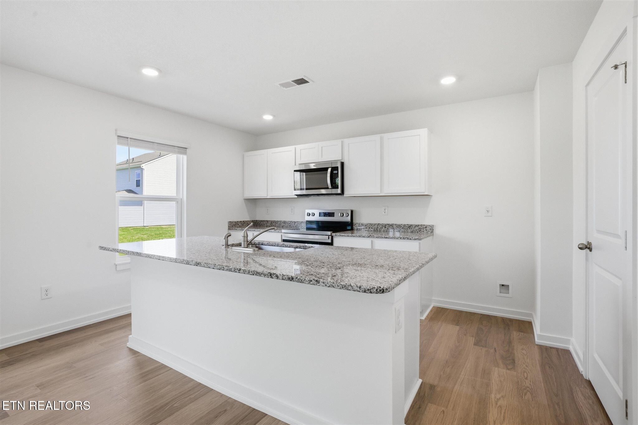 570 White Oak Lane Vonore TN 37885
