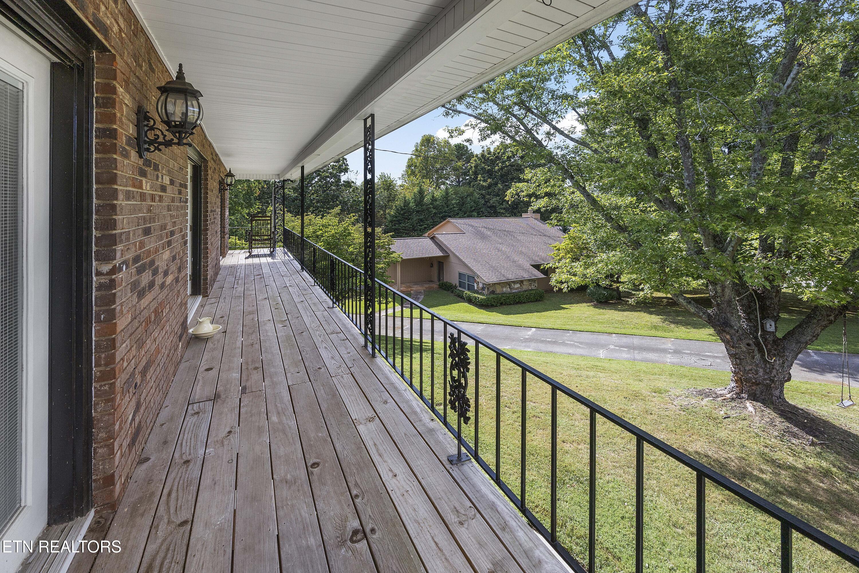 8702 Terri Circle Knoxville TN 37923